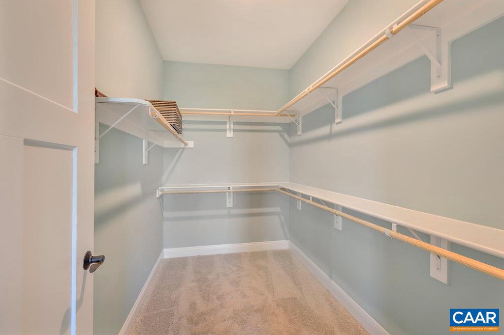 SPRING CREEK - Residential