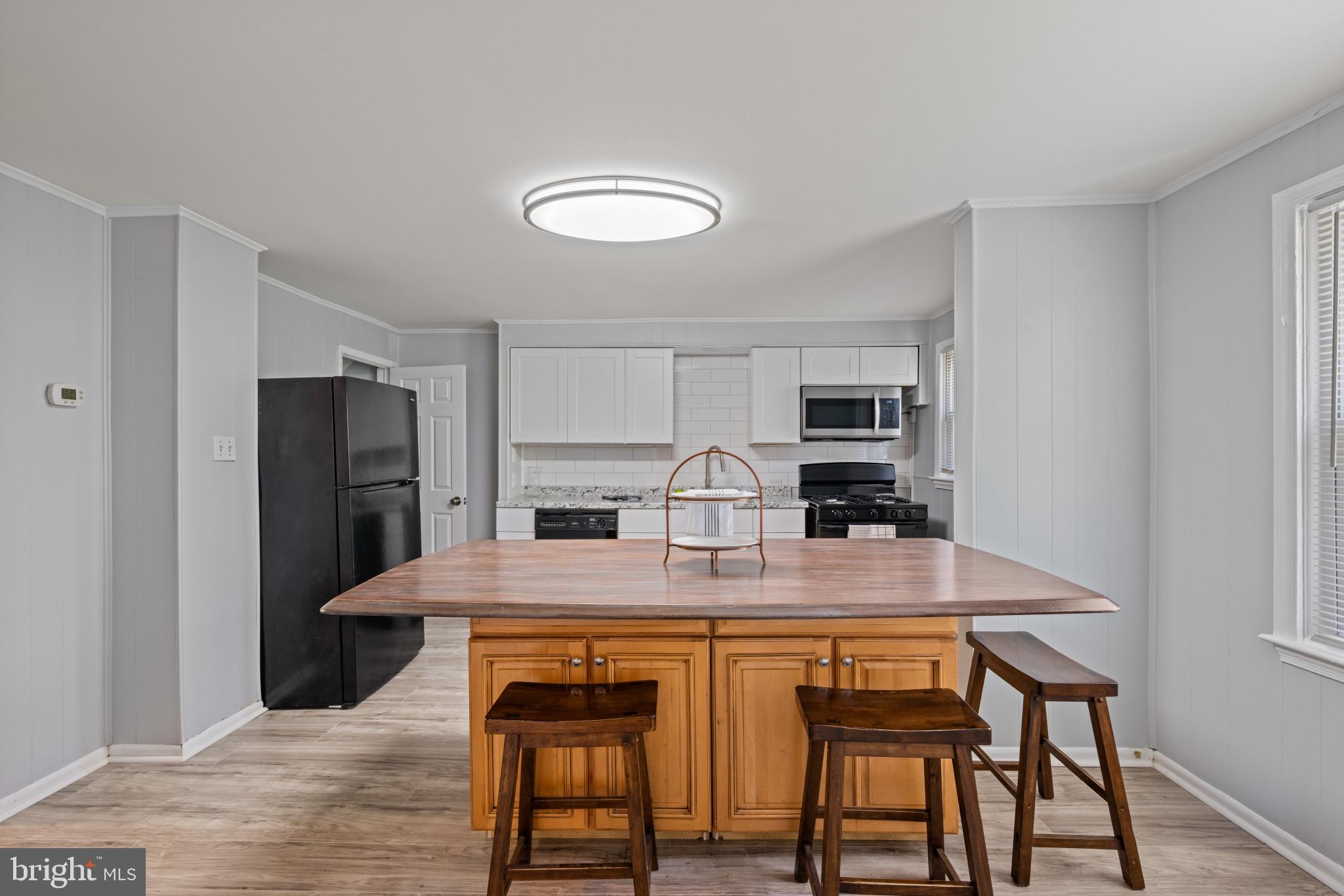 KEN KNOLL - Residential