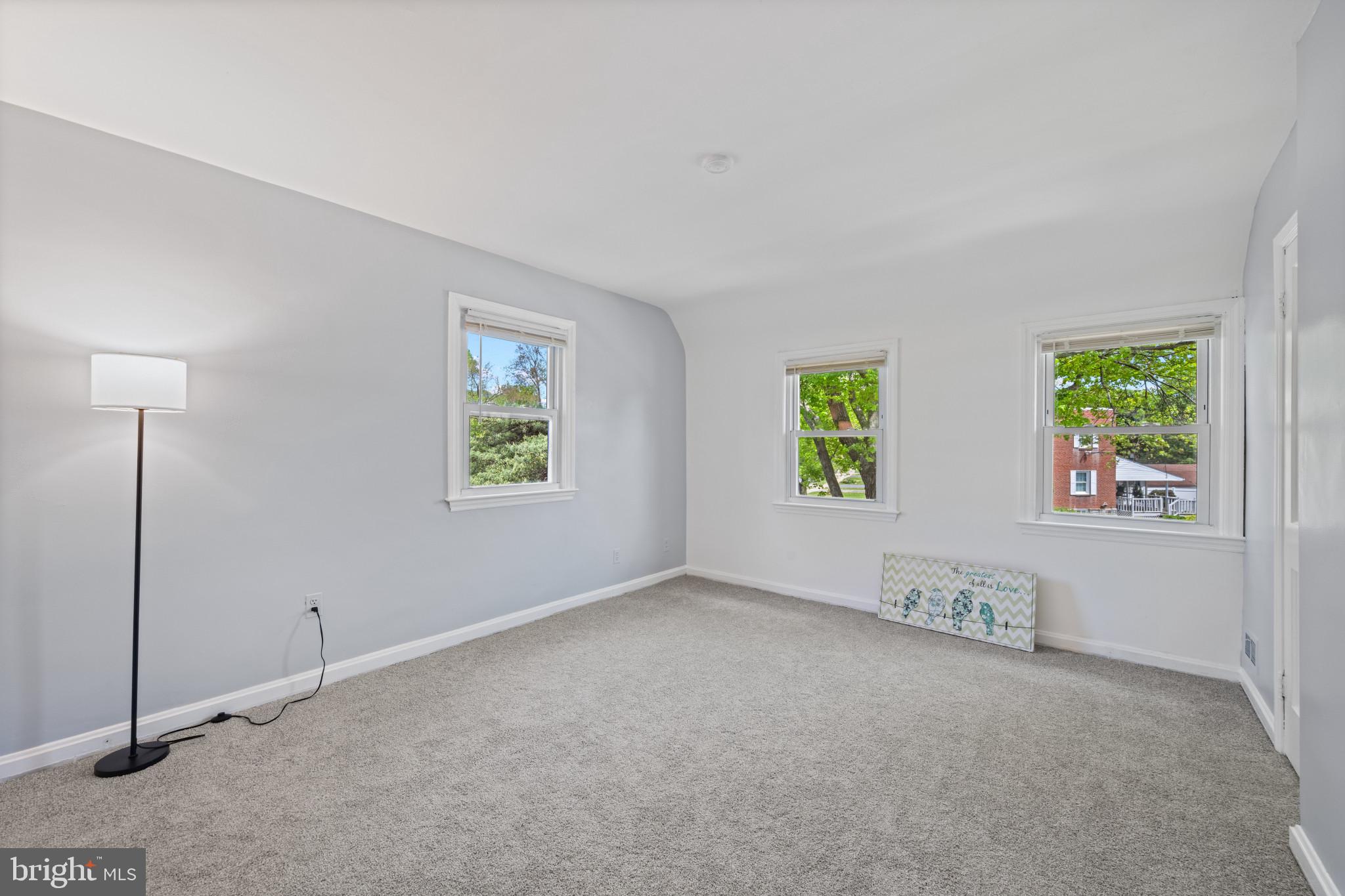 KEN KNOLL - Residential