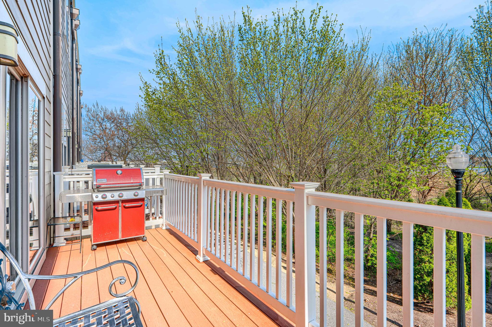 LOCUST POINT - Residential