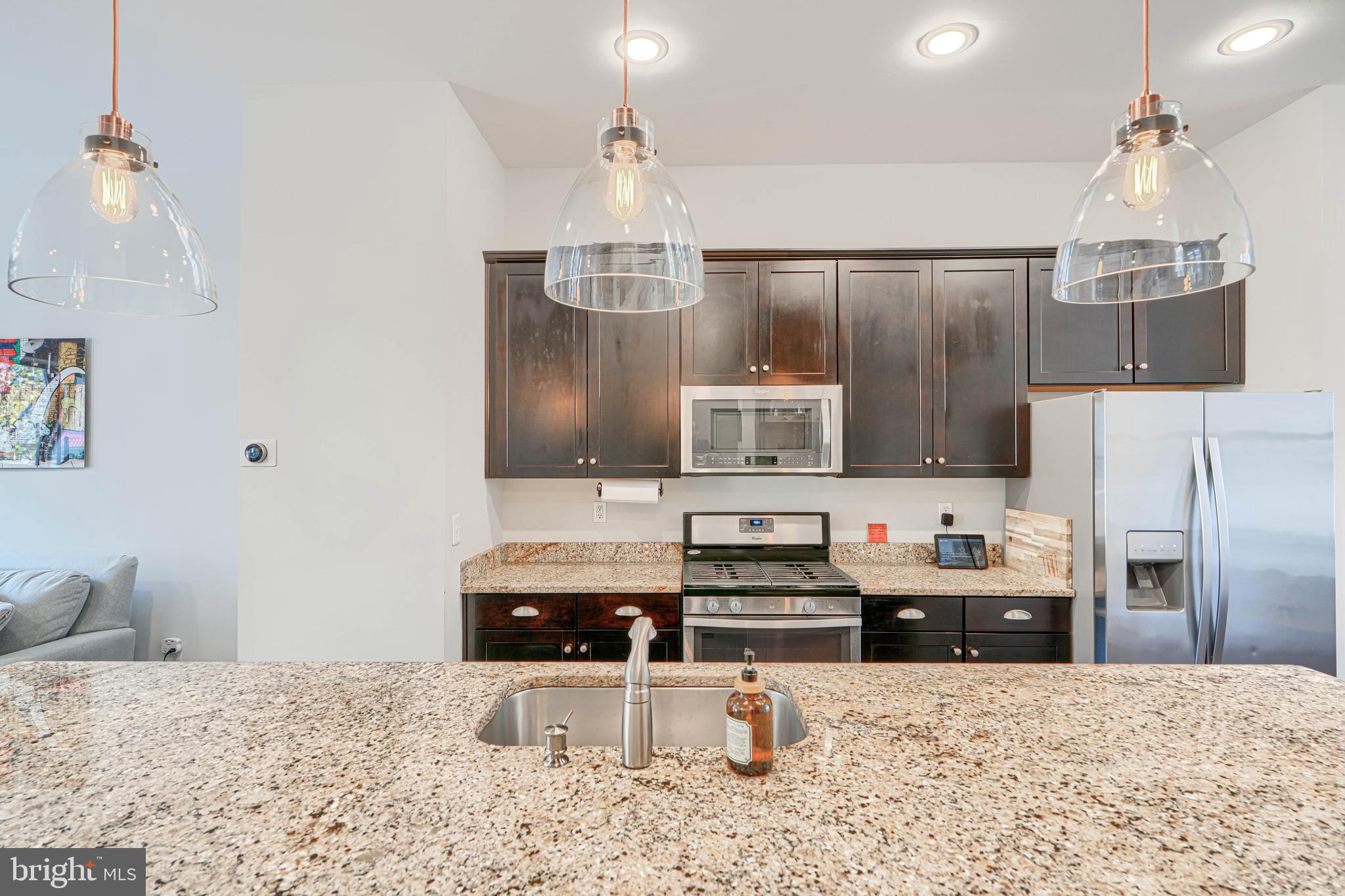 LOCUST POINT - Residential