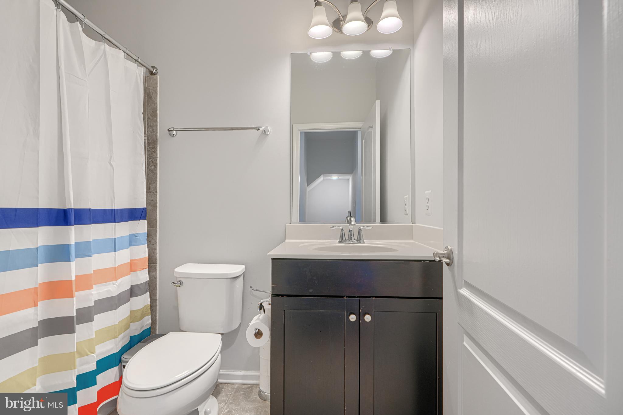 LOCUST POINT - Residential