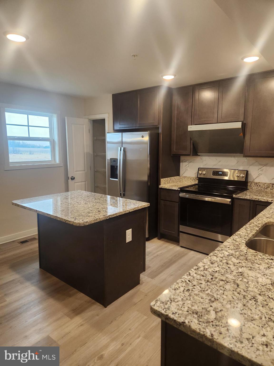 THE COMMUNITIES OF BURWELL - Residential Lease