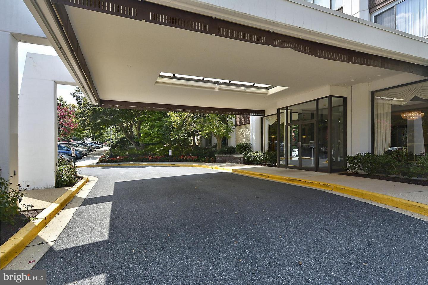 THE FORUM - Residential Lease