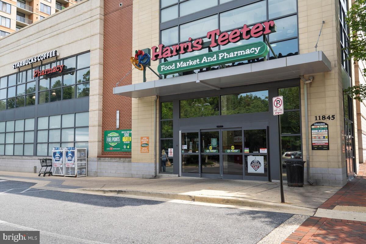 THE FORUM - Residential Lease