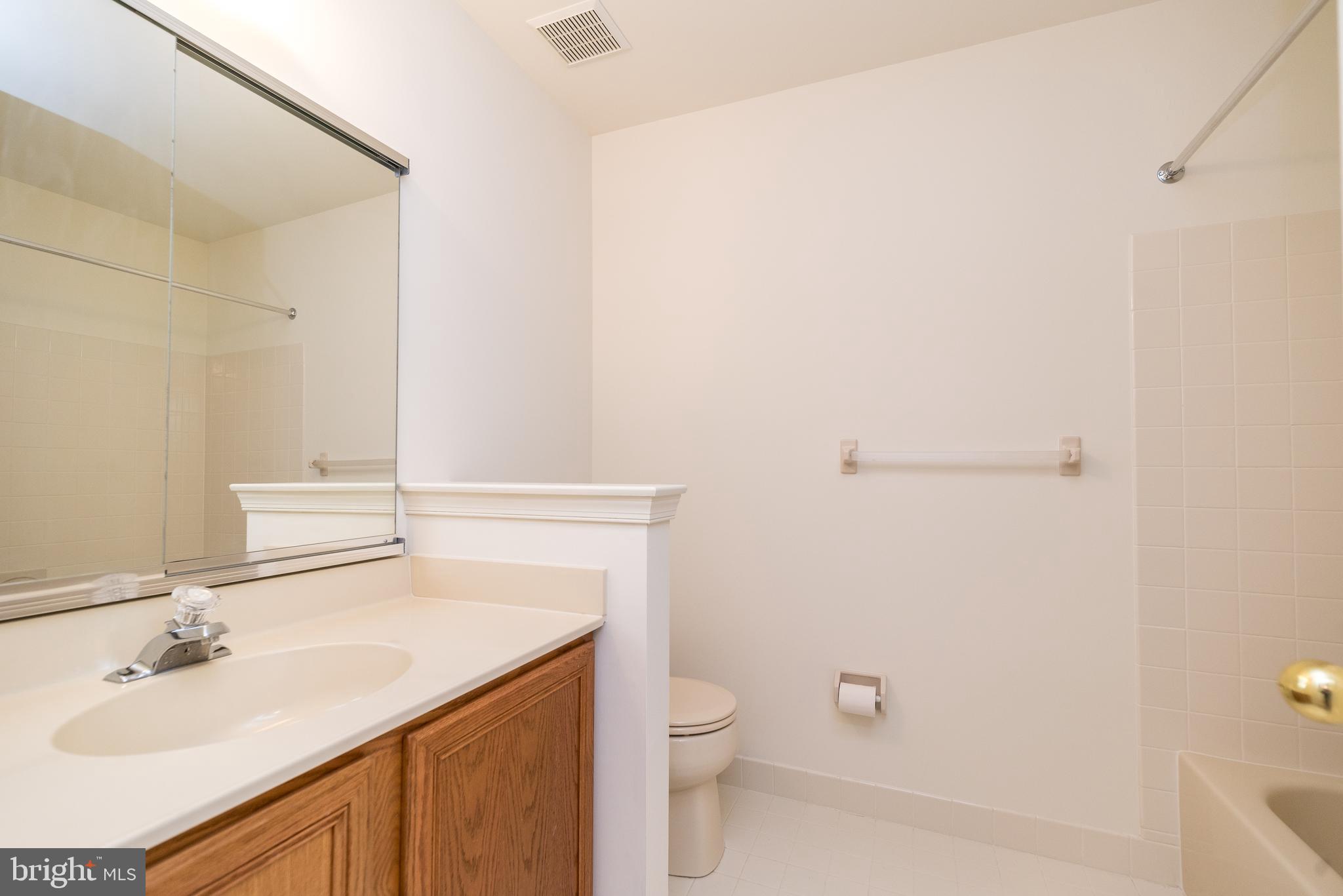 WARRINGTON HUNT - Residential