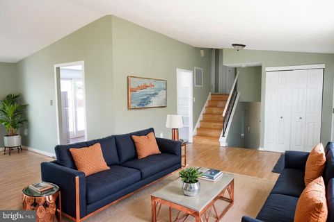 2231 SANIBEL DRIVE RESTON VA 20191