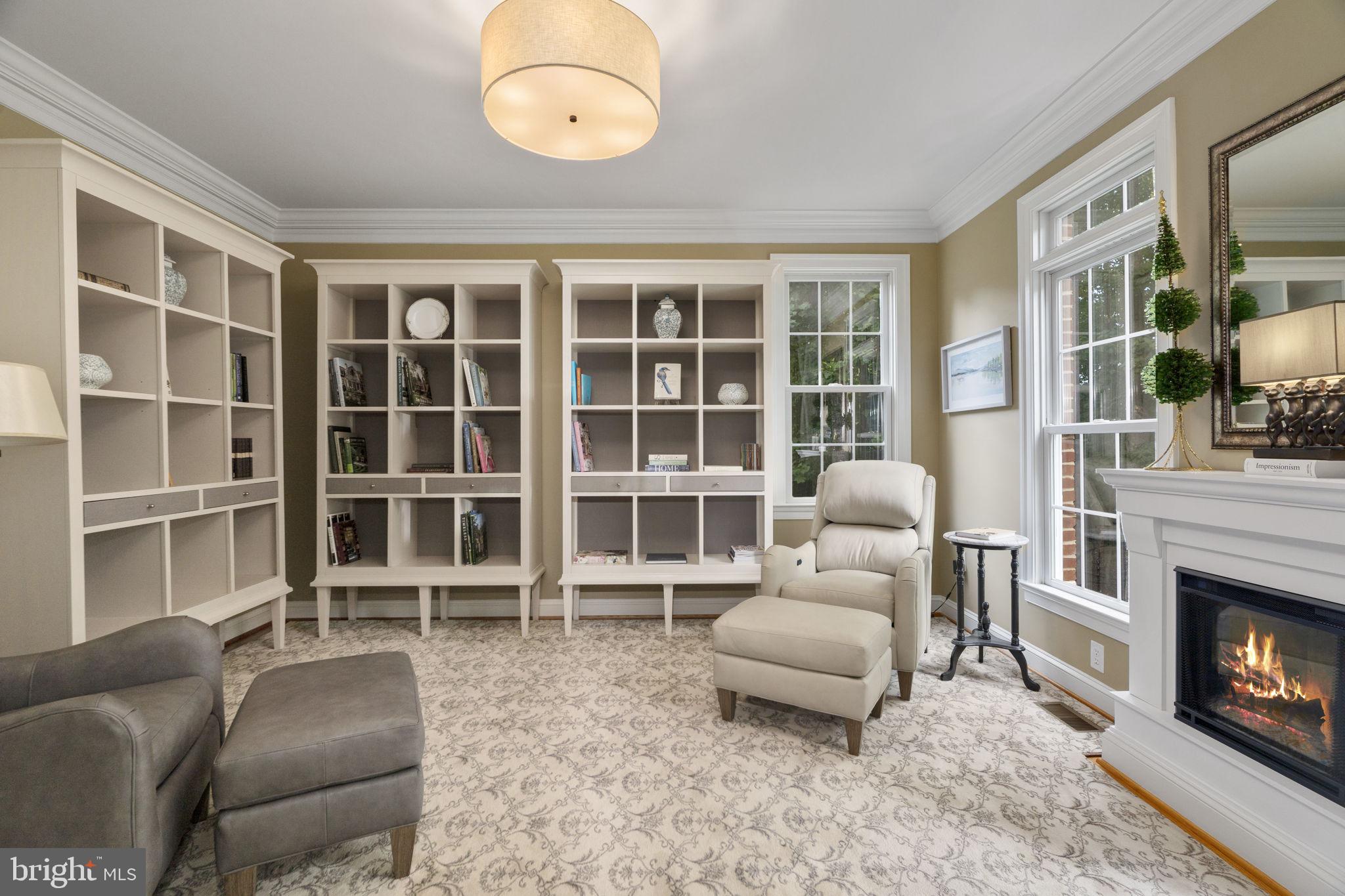 TRI-VIEW ESTATES - Residential