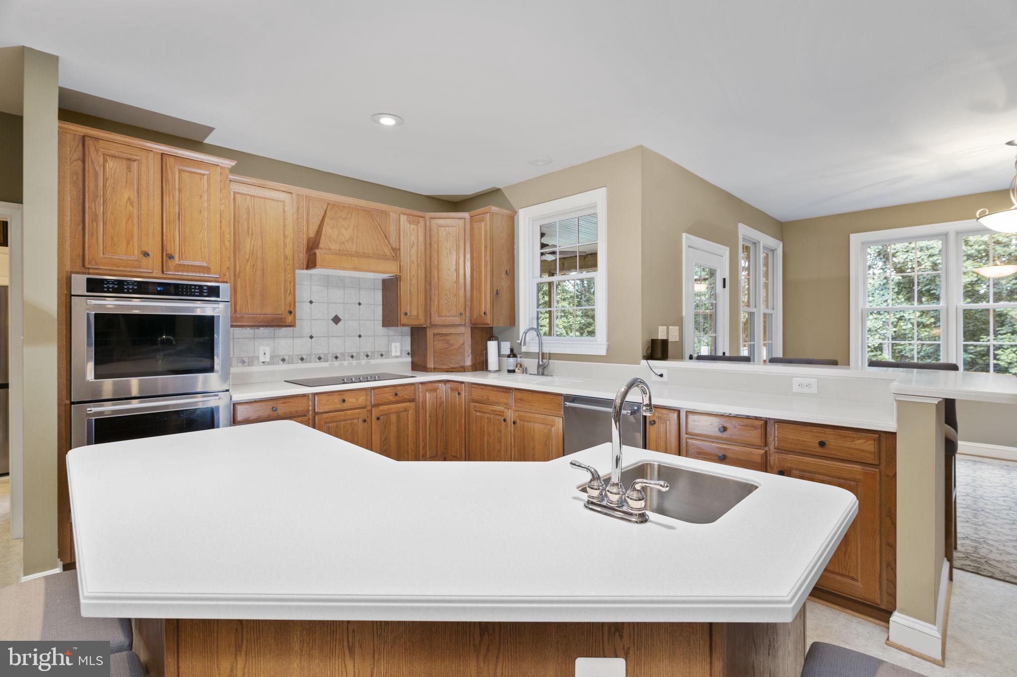 TRI-VIEW ESTATES - Residential