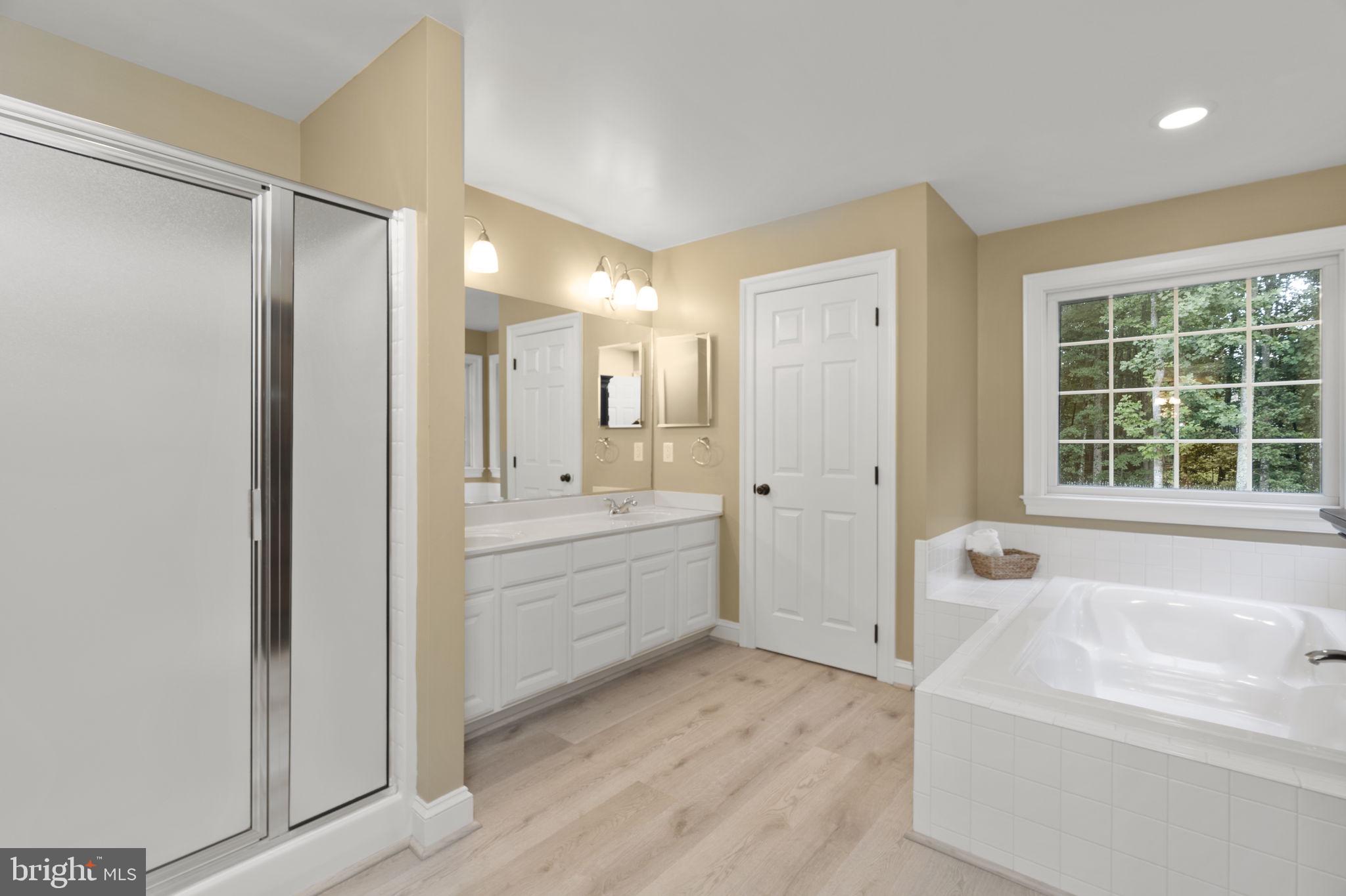 TRI-VIEW ESTATES - Residential