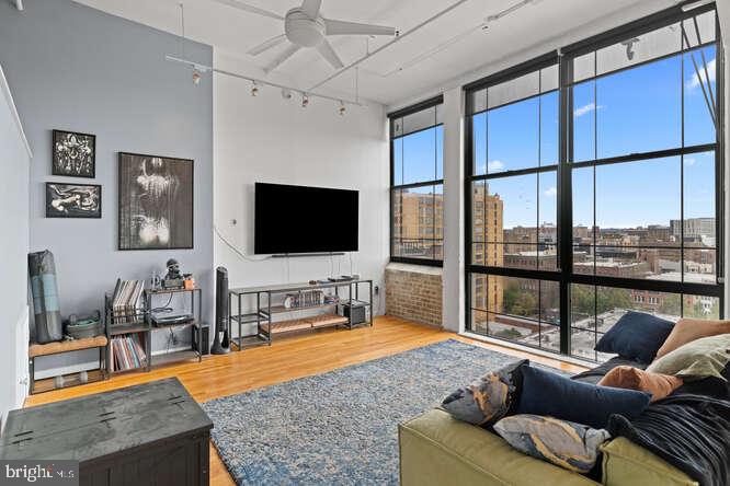 314 N 12TH STREET 22 1004