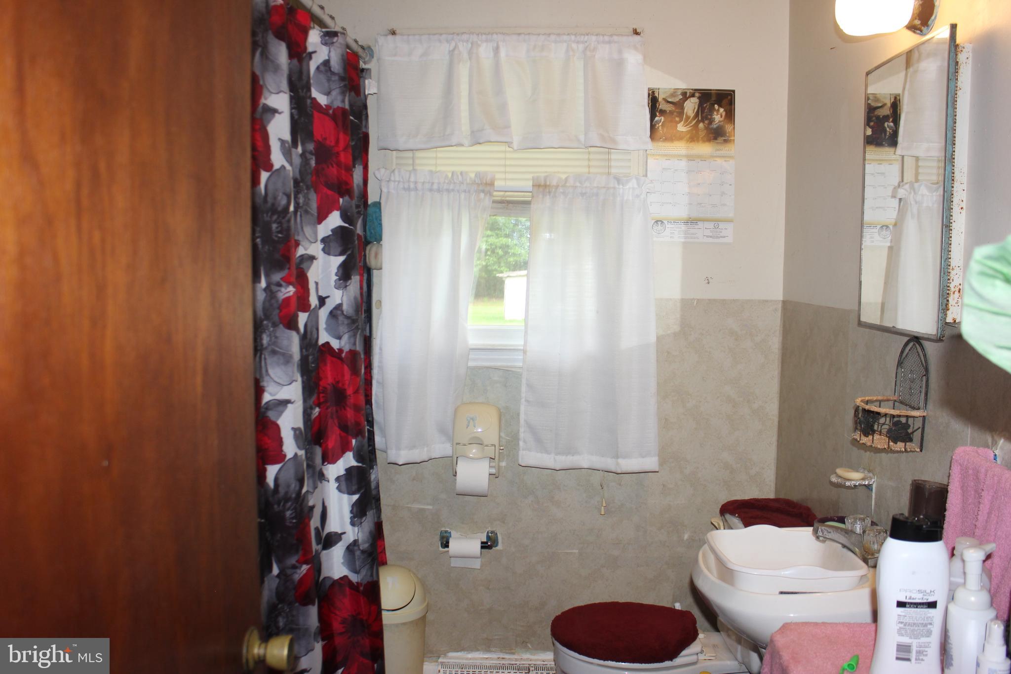 IDLEWOOD ACRES - Residential