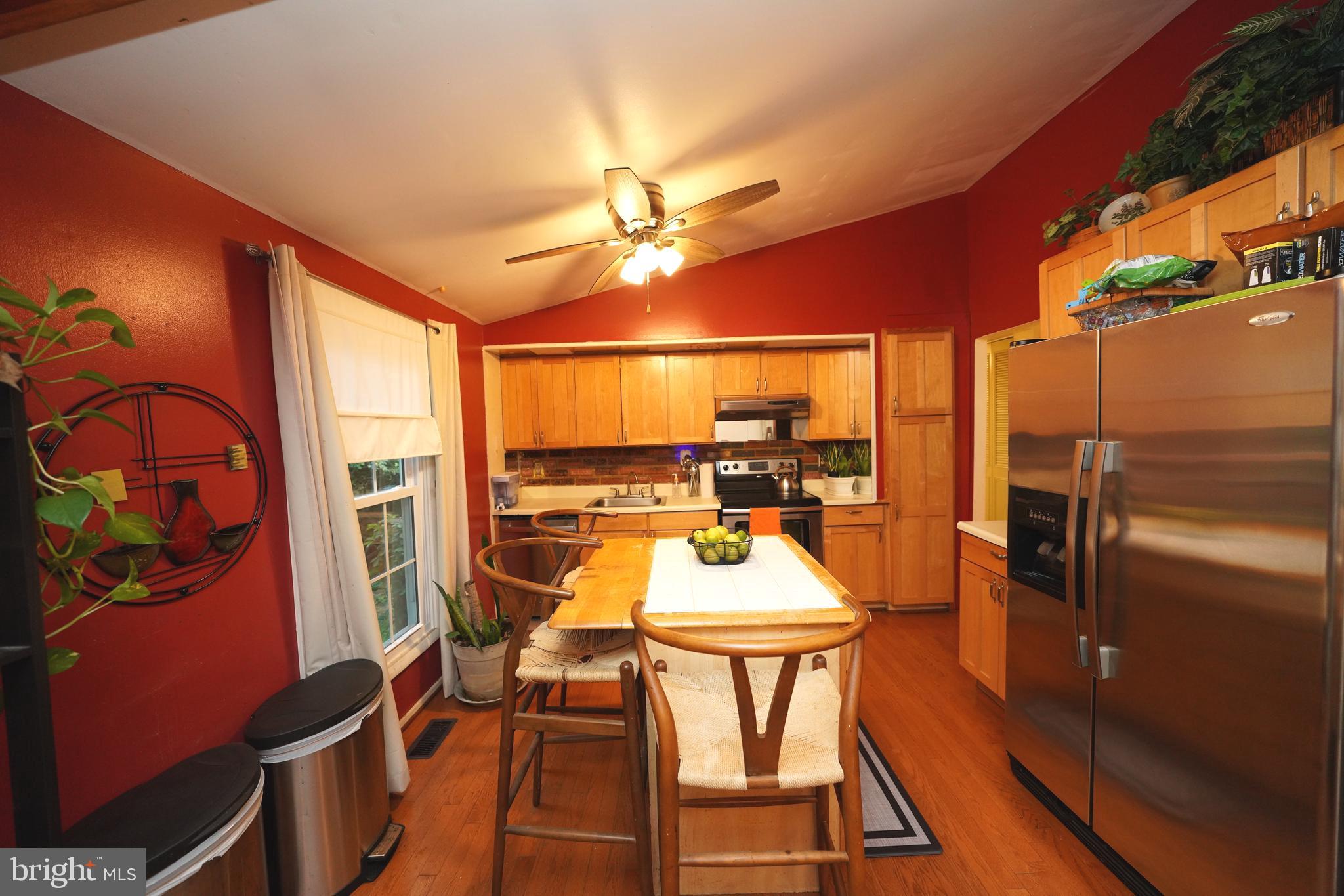 OWEN BROWN WOODS - Residential