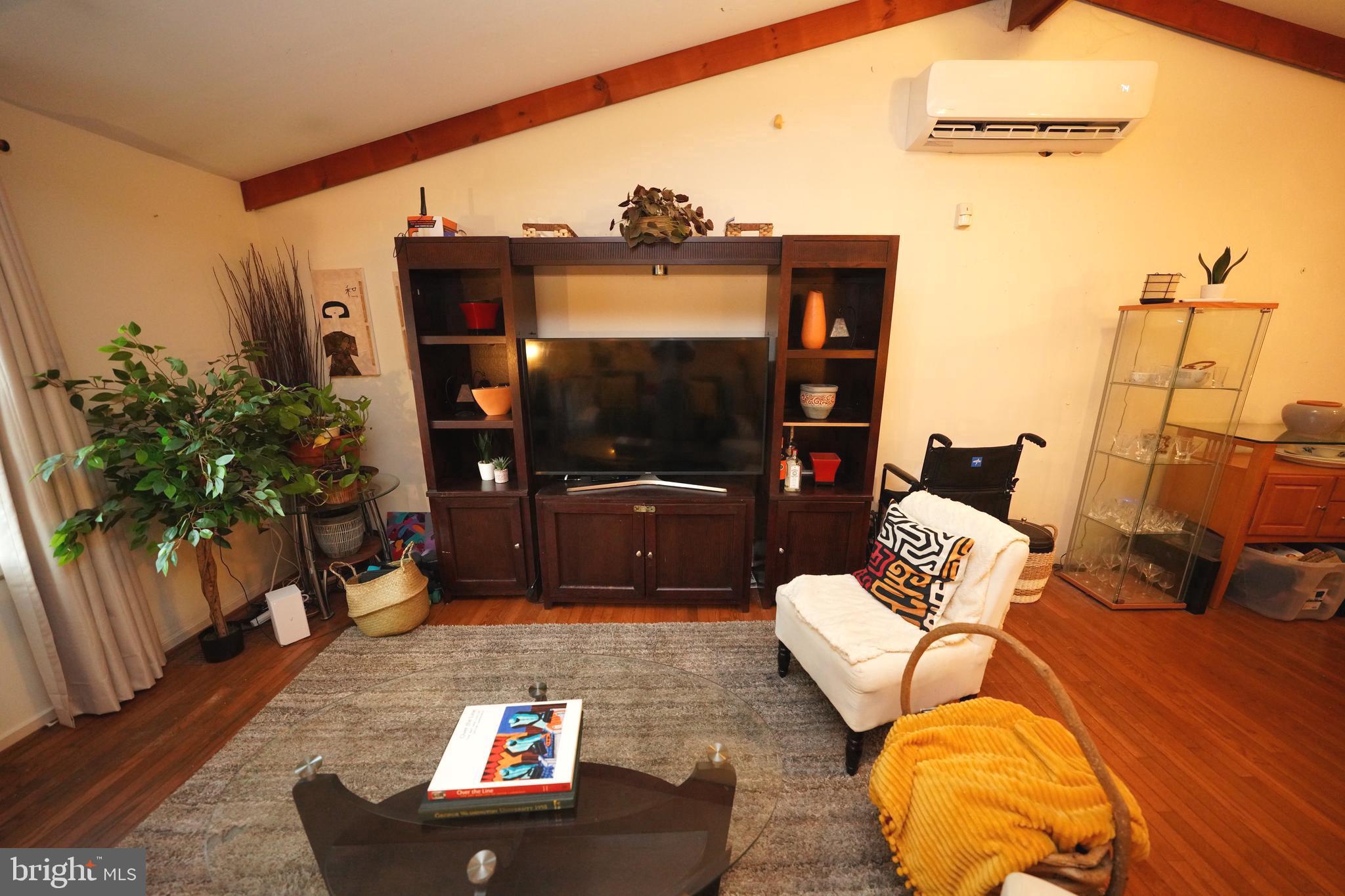 OWEN BROWN WOODS - Residential