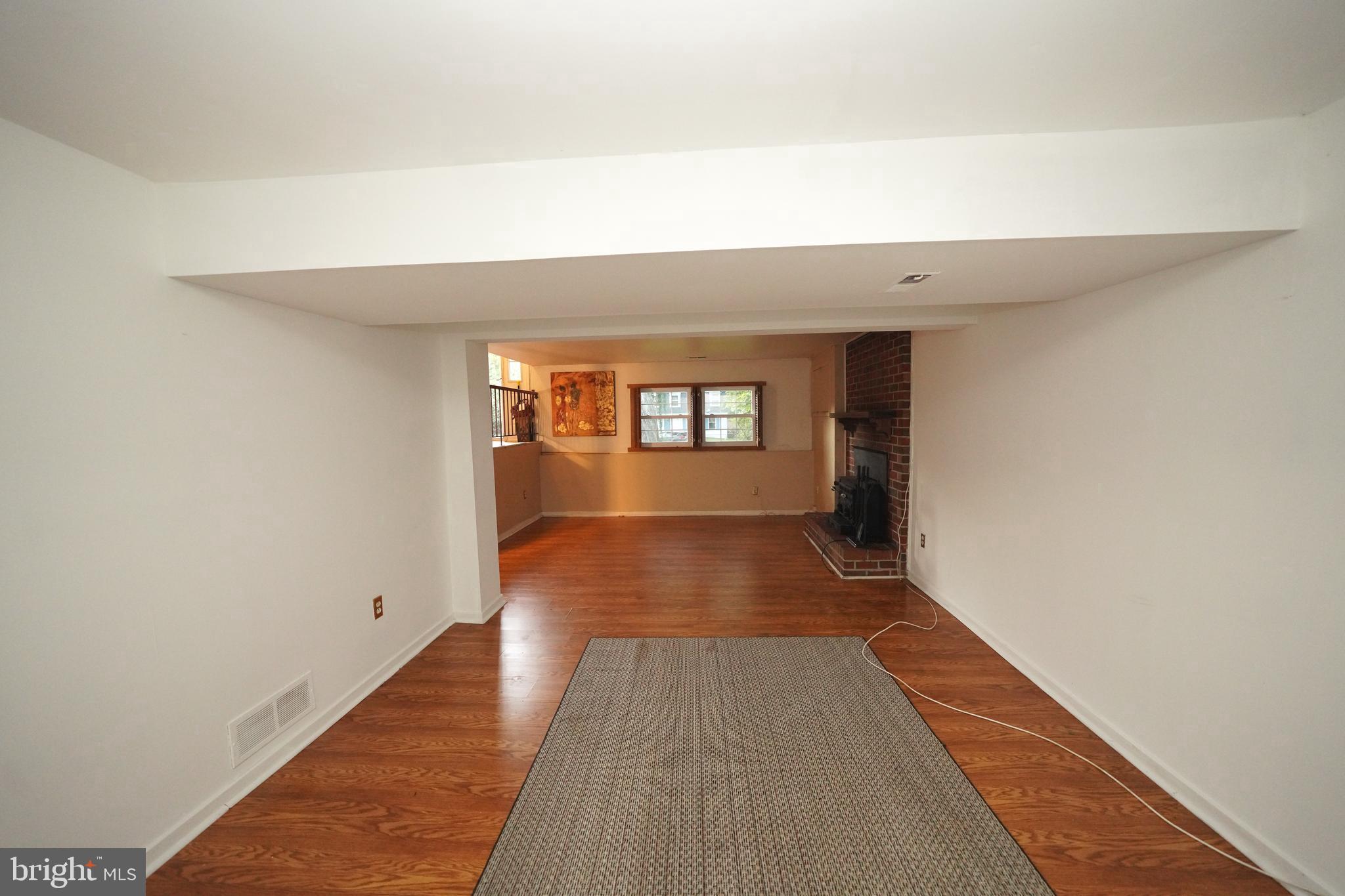 OWEN BROWN WOODS - Residential