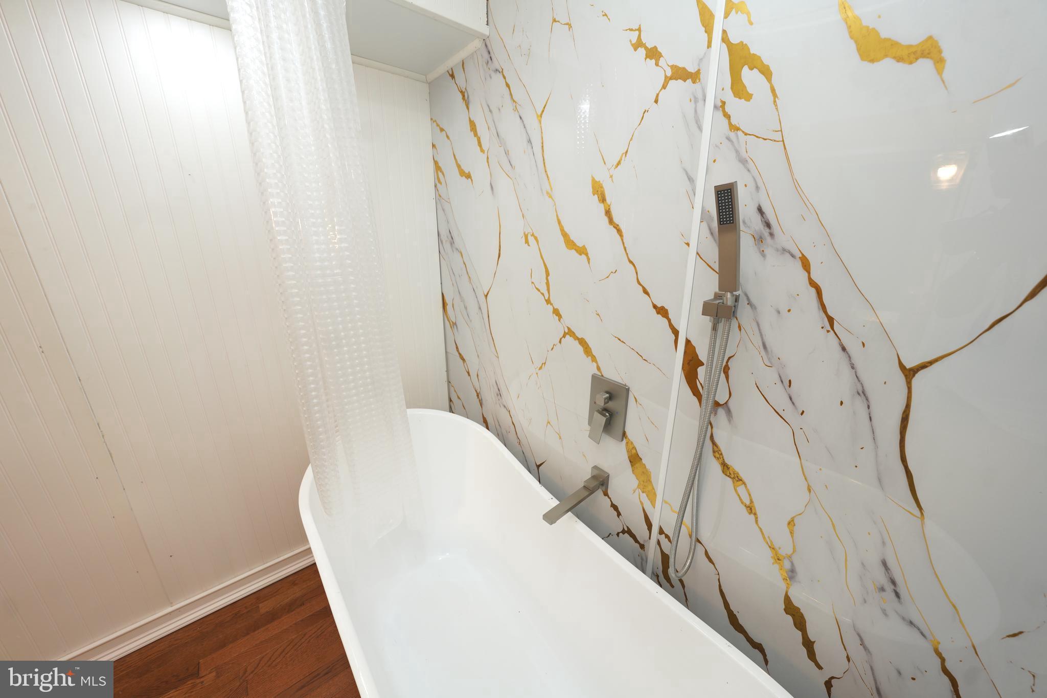 OWEN BROWN WOODS - Residential