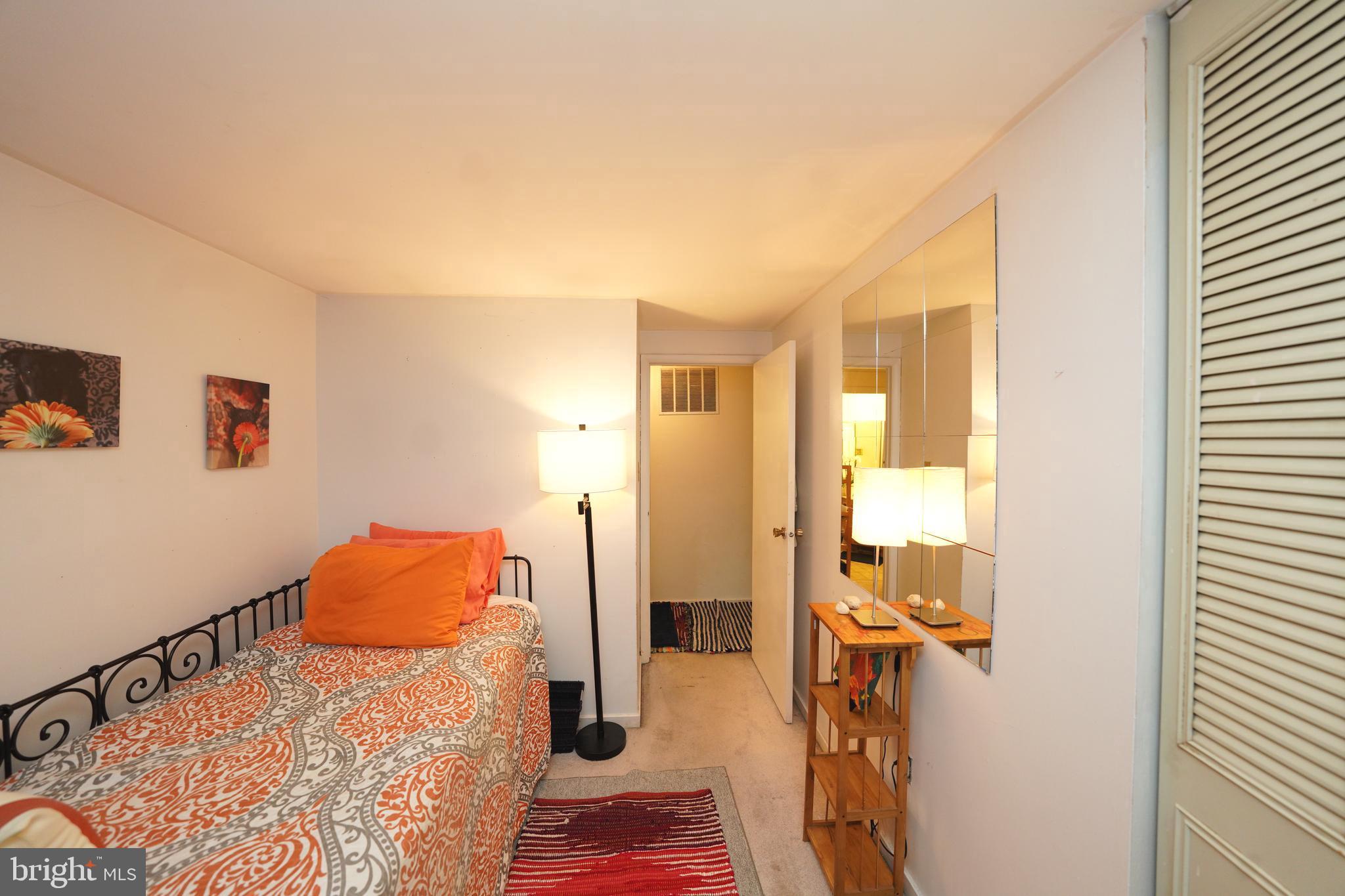 OWEN BROWN WOODS - Residential