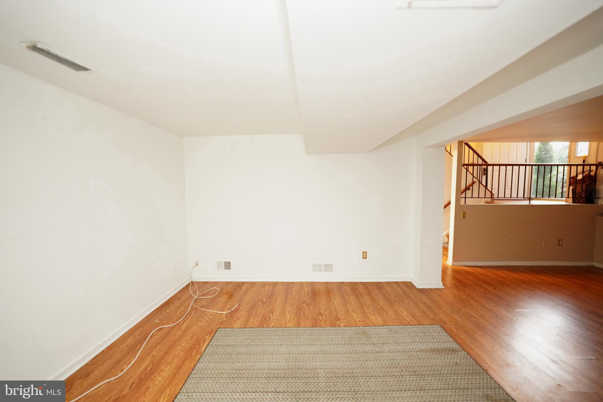 OWEN BROWN WOODS - Residential