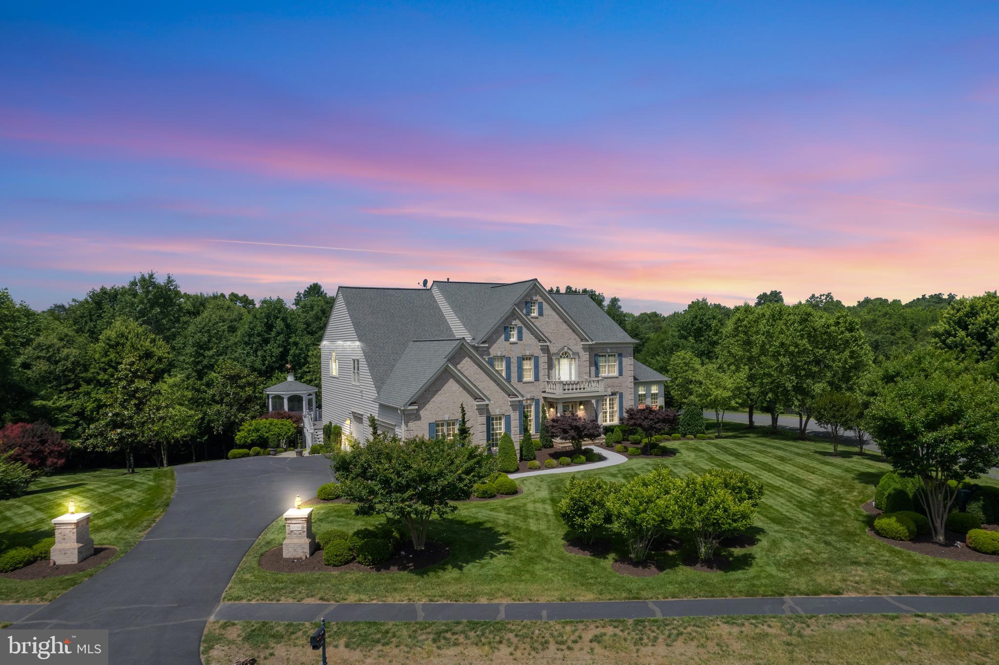 CEDAR CREST - Residential