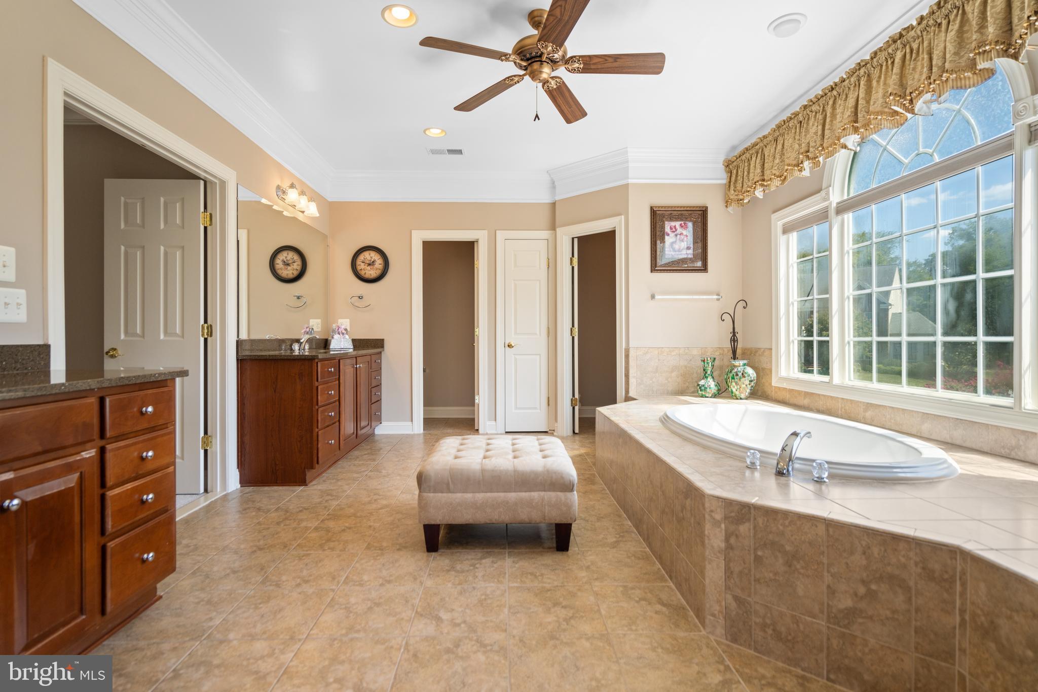 CEDAR CREST - Residential