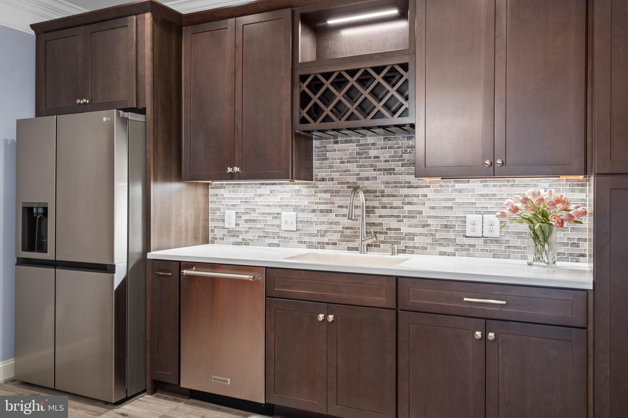 CEDAR CREST - Residential