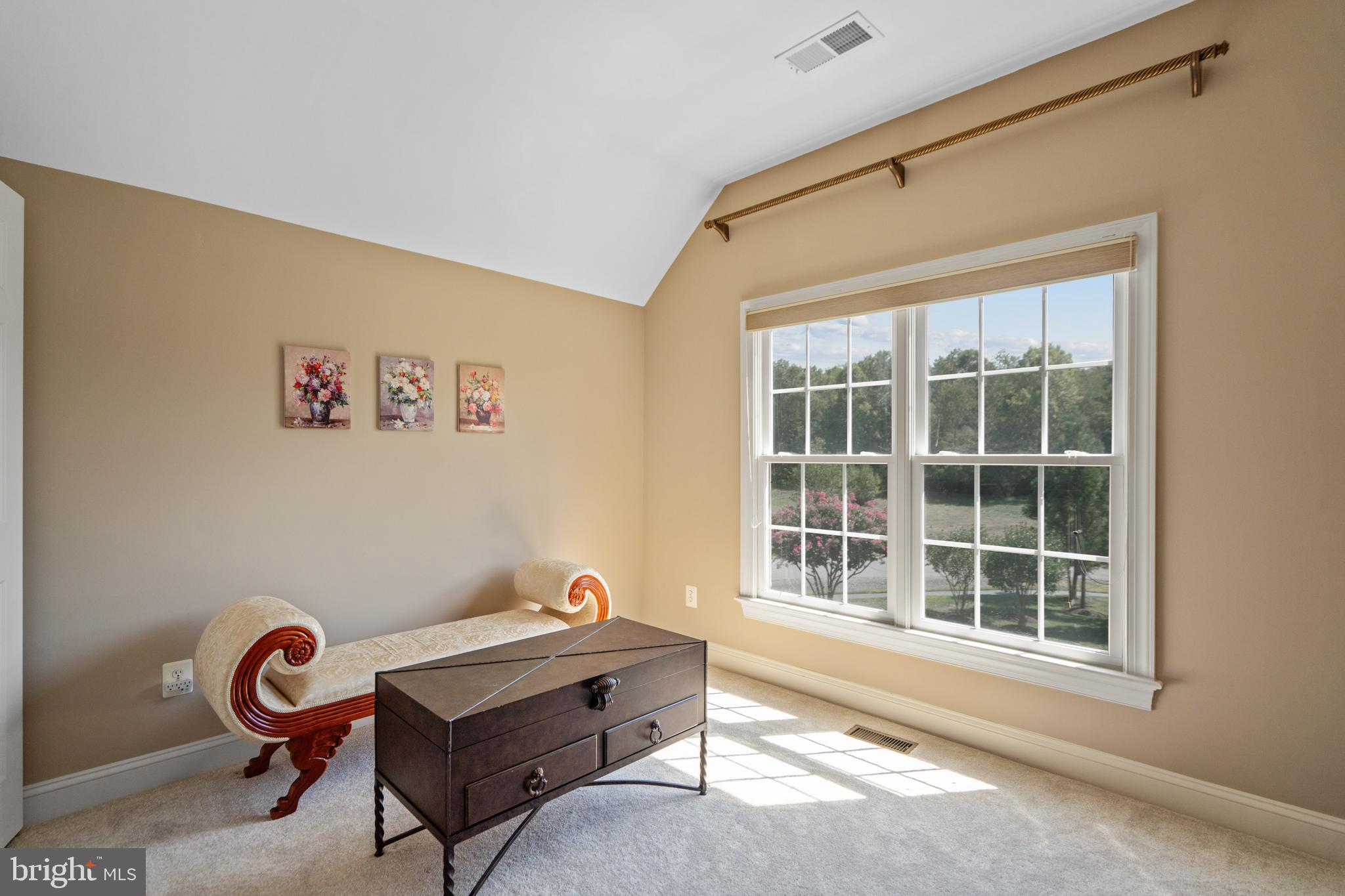 CEDAR CREST - Residential