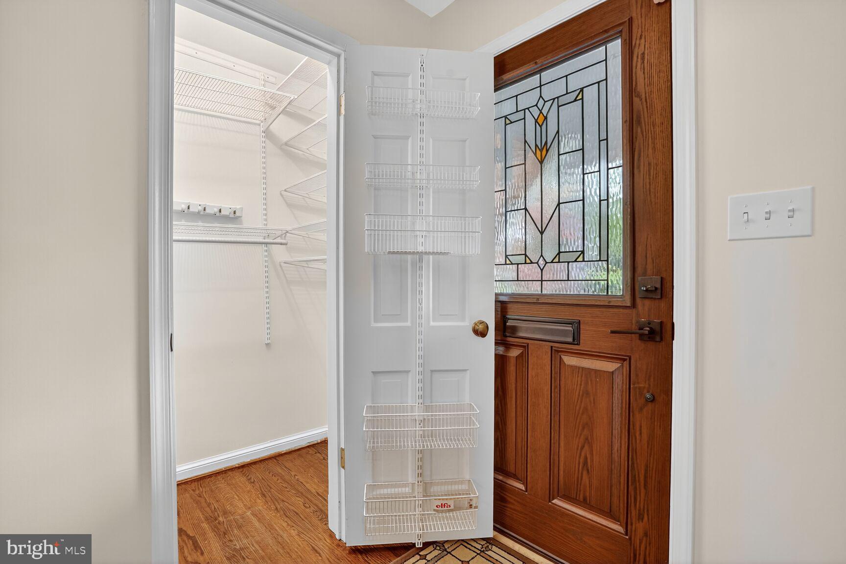 1305 GATEWOOD DRIVE