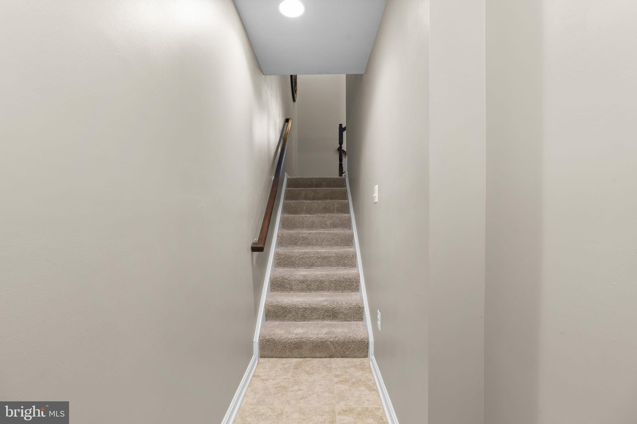 858 NANCY LYNN LANE