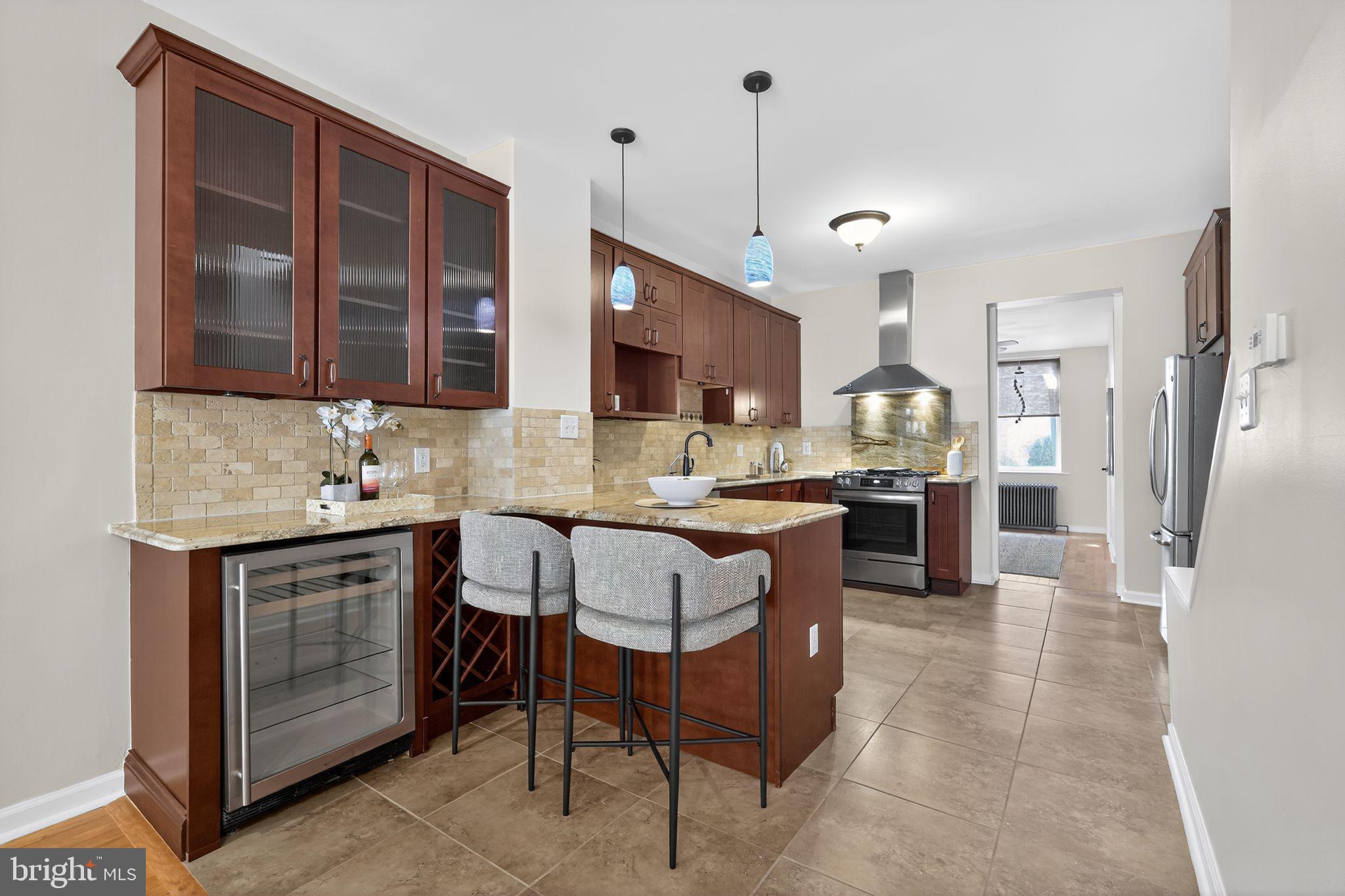 NORTHERN LIBERTIES - Commercial Sale