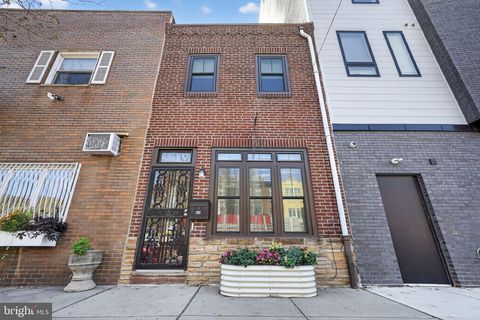 Photo of 340 W Girard Avenue, PHILADELPHIA, PA 19123 (MLS # PAPH2543030)