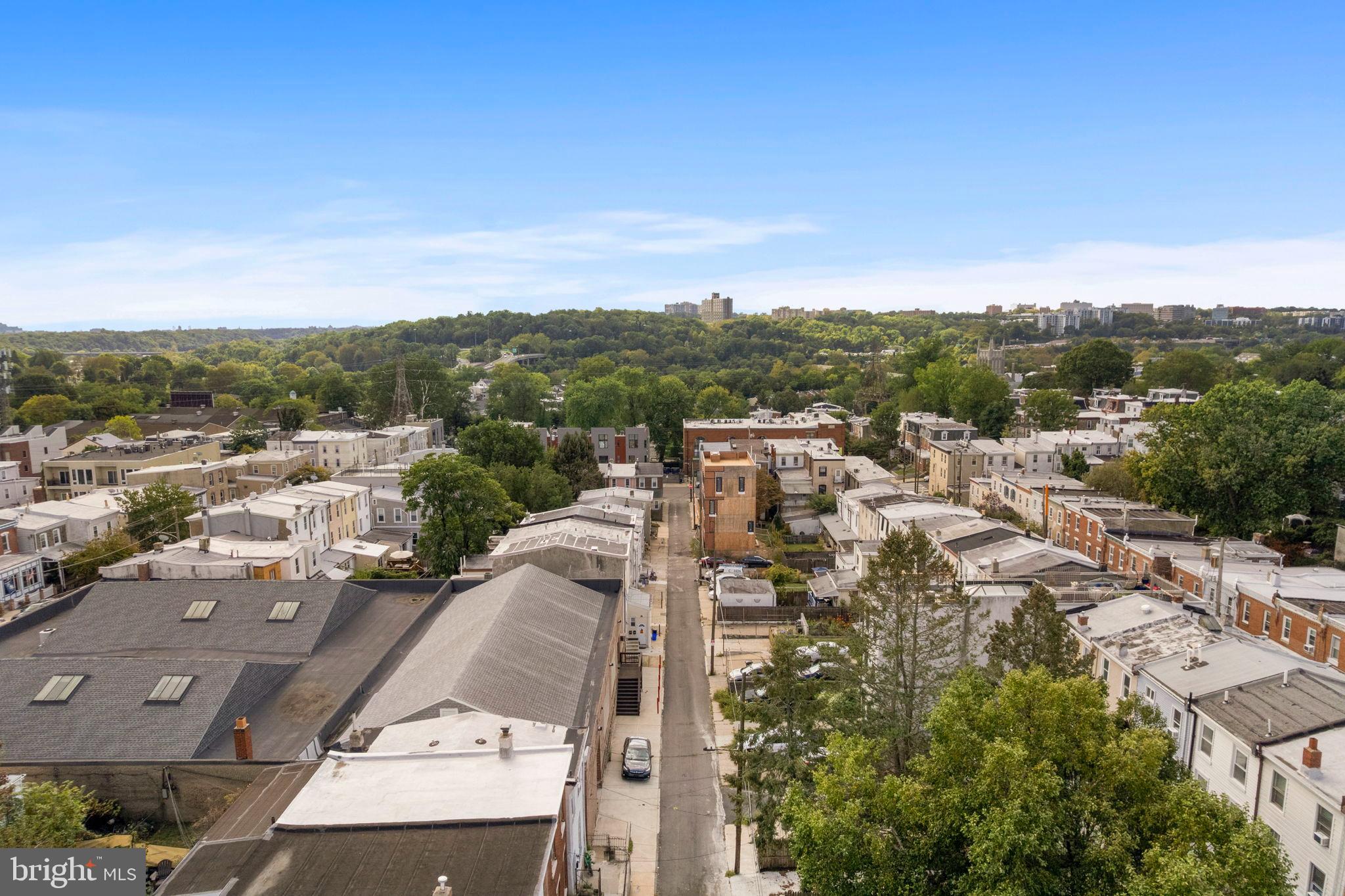 EAST FALLS - Residential