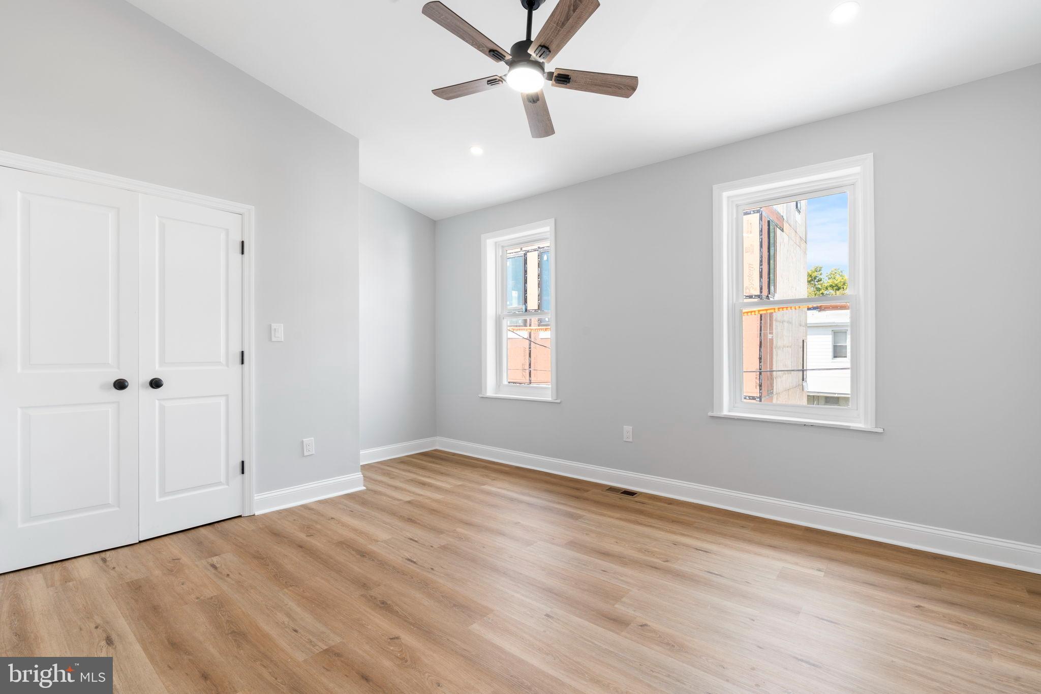 EAST FALLS - Residential