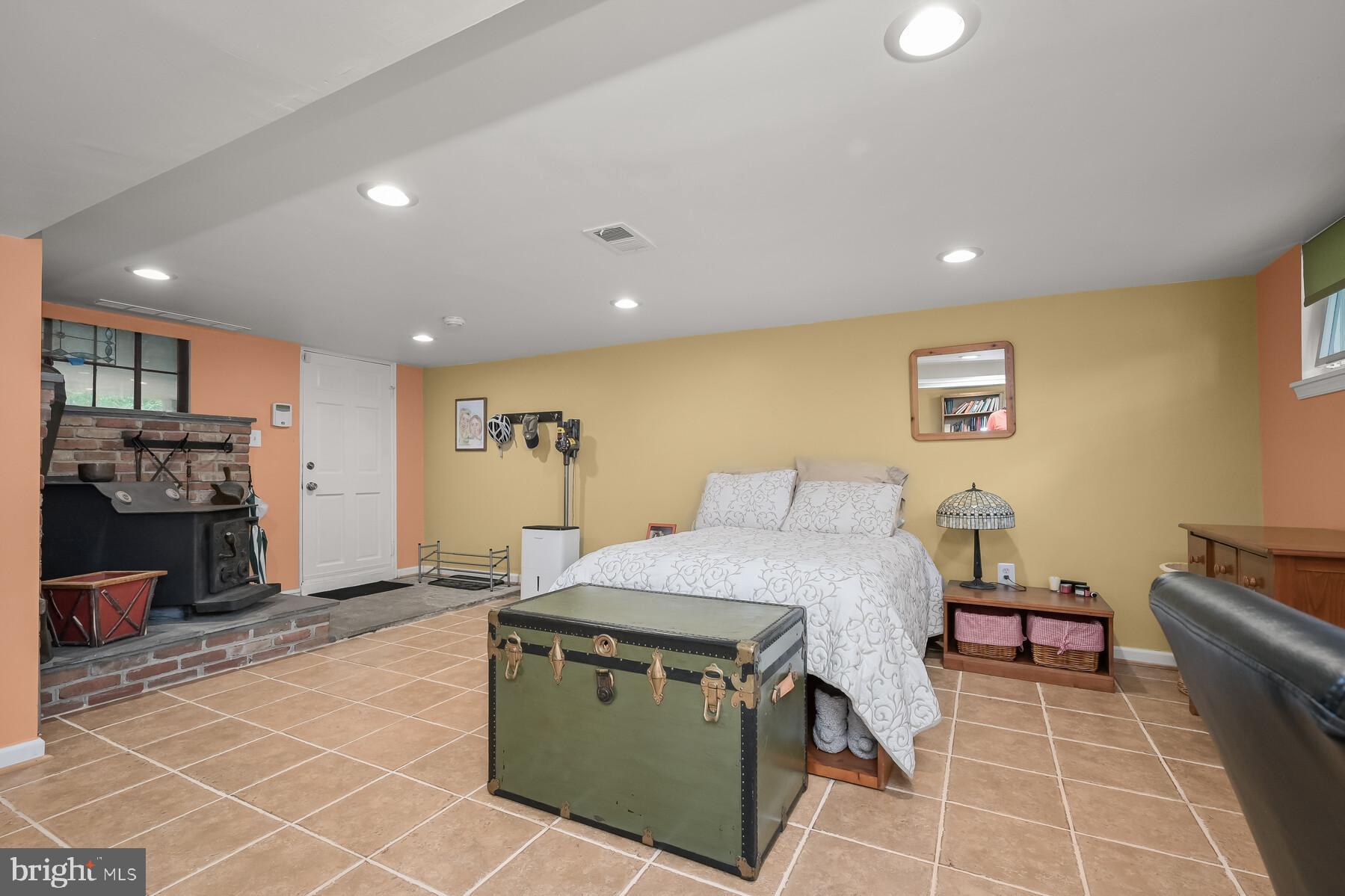 GLEN ECHO HEIGHTS - Residential