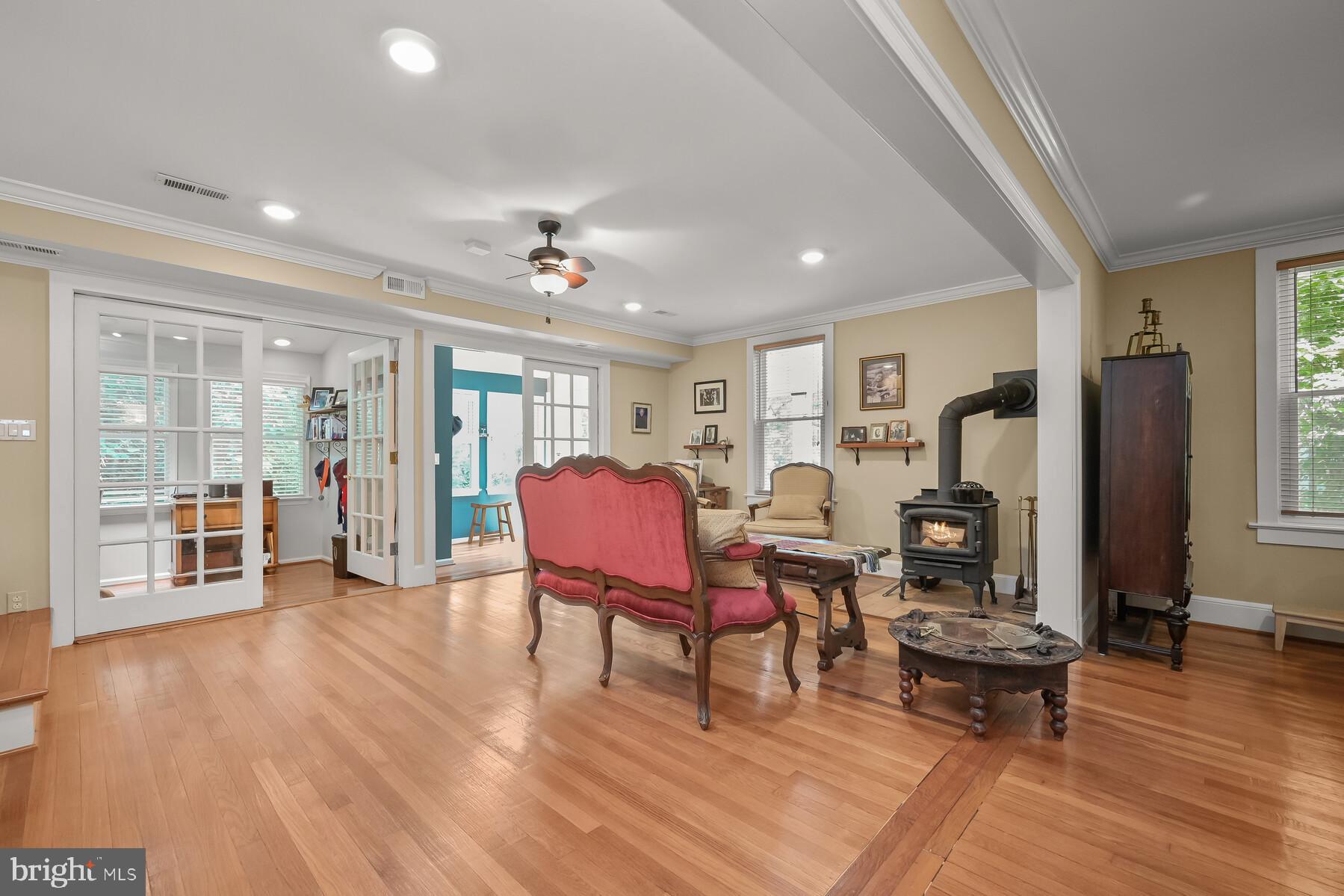 GLEN ECHO HEIGHTS - Residential