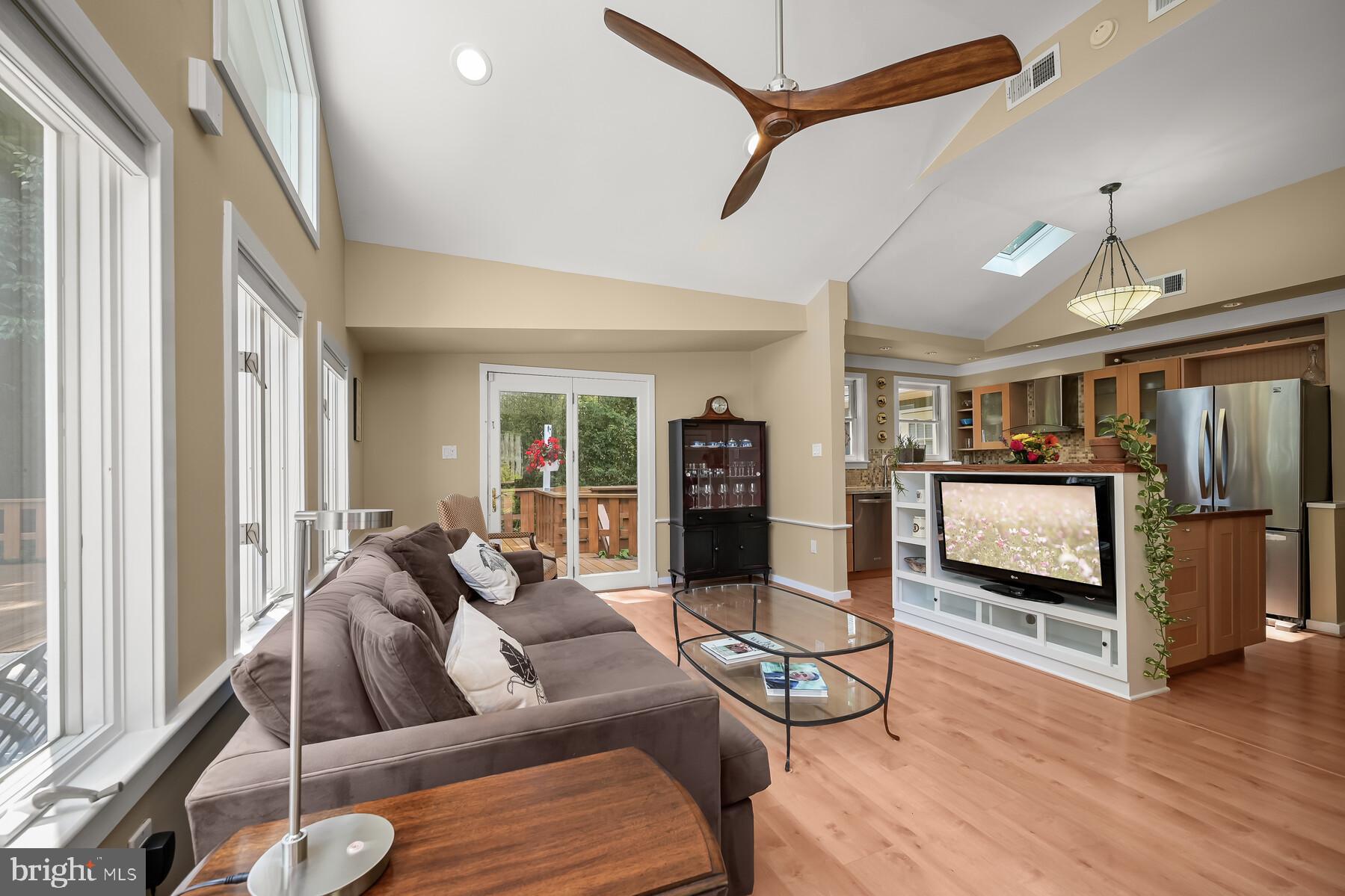 GLEN ECHO HEIGHTS - Residential