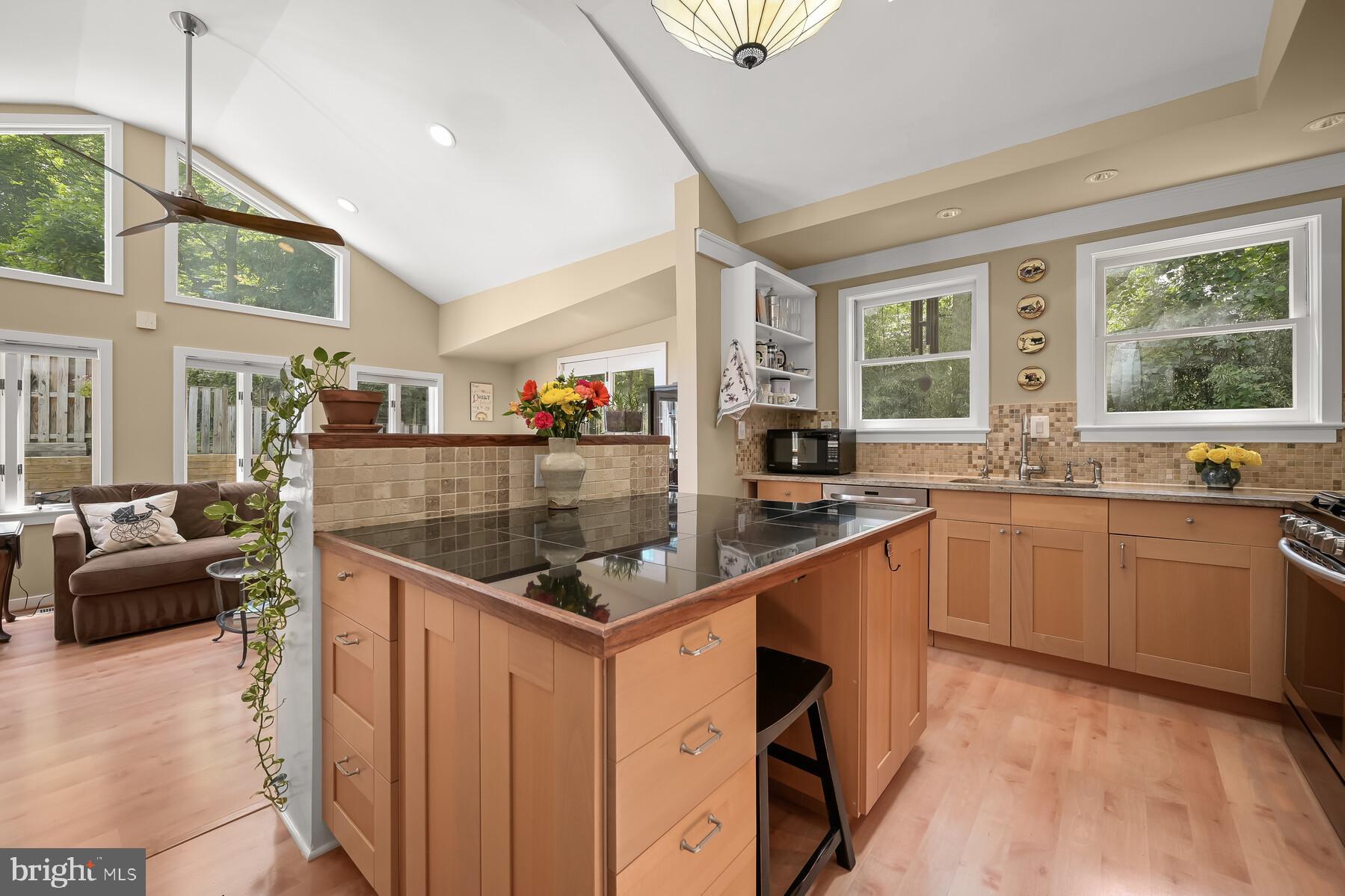 GLEN ECHO HEIGHTS - Residential