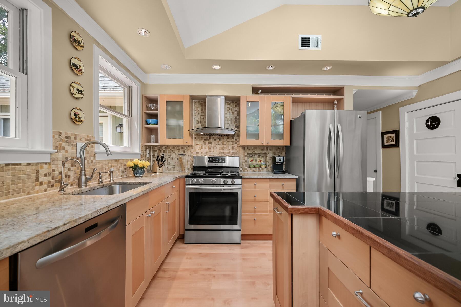 GLEN ECHO HEIGHTS - Residential