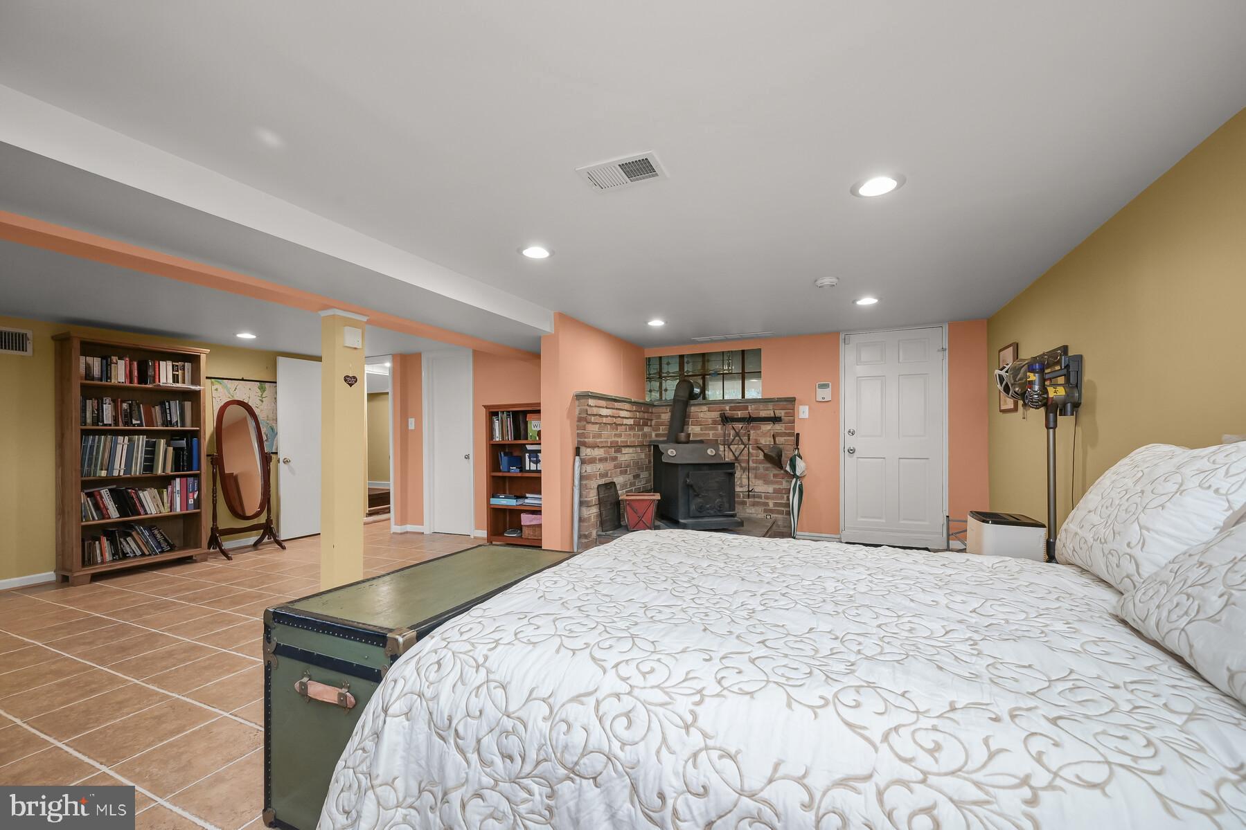 GLEN ECHO HEIGHTS - Residential