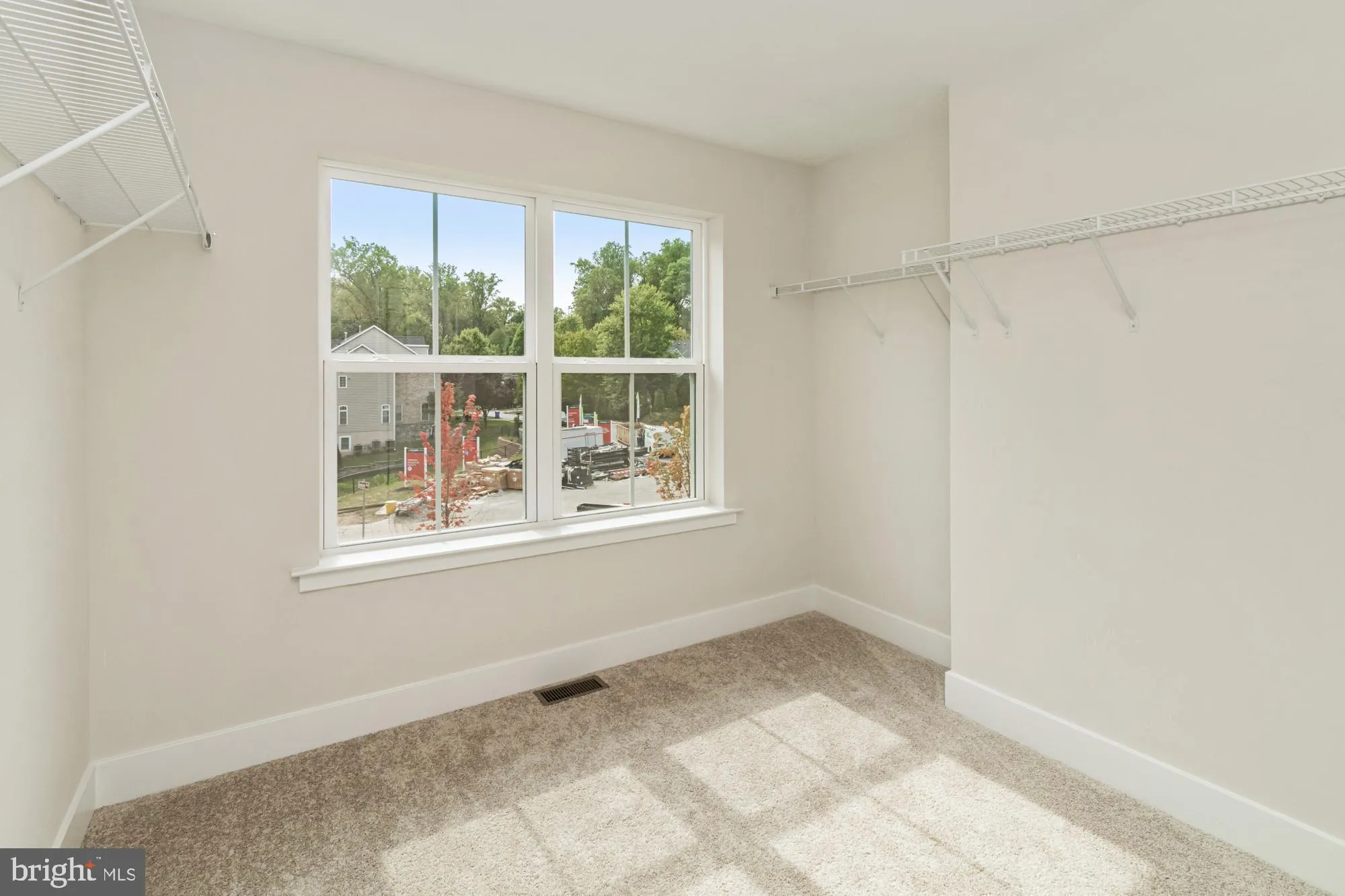 Ellicott City, Maryland 21043, United States, 5 Bedrooms Bedrooms, ,4 BathroomsBathrooms,Residential,Pending,43579