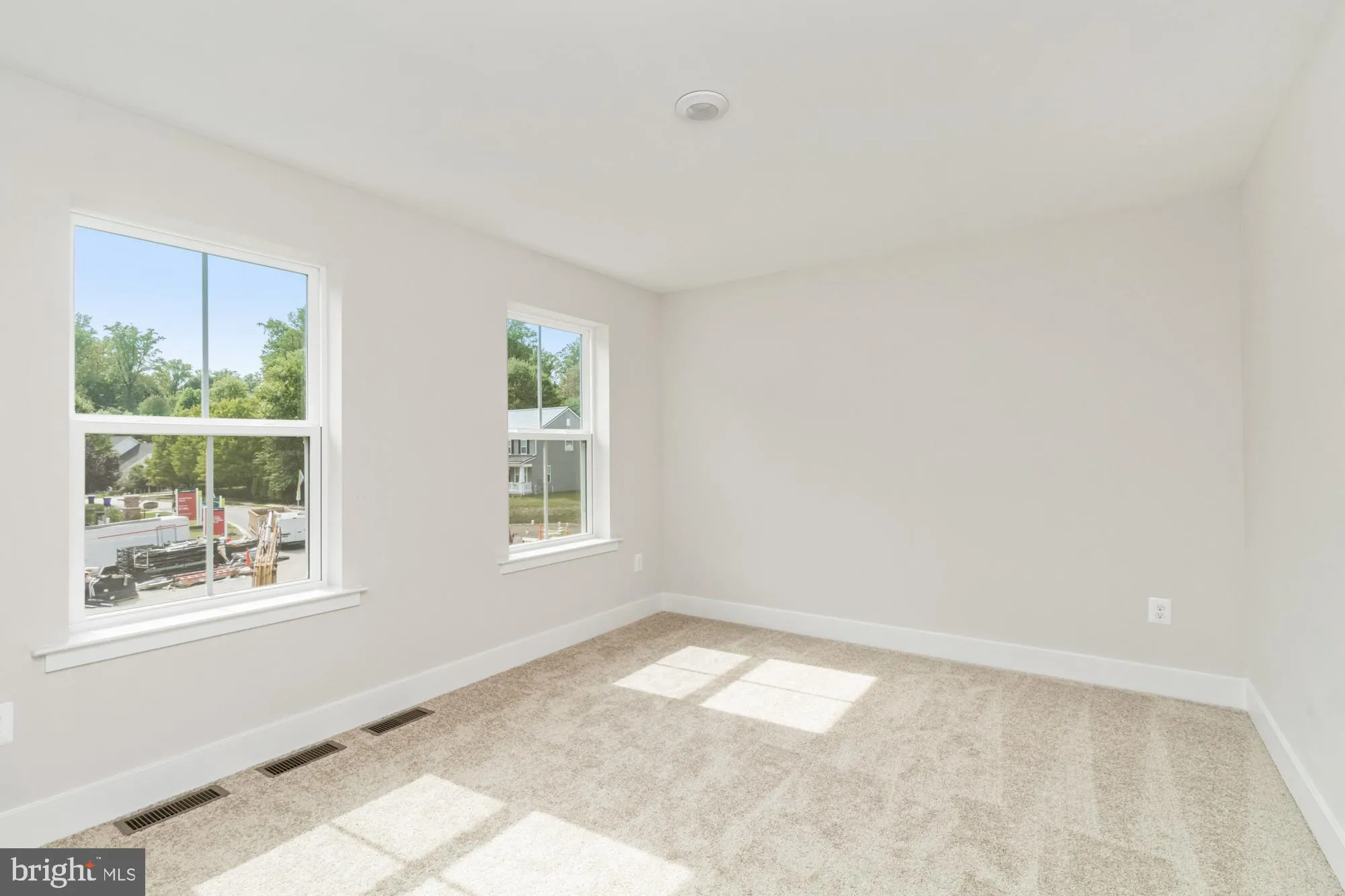 Ellicott City, Maryland 21043, United States, 5 Bedrooms Bedrooms, ,4 BathroomsBathrooms,Residential,Pending,43579