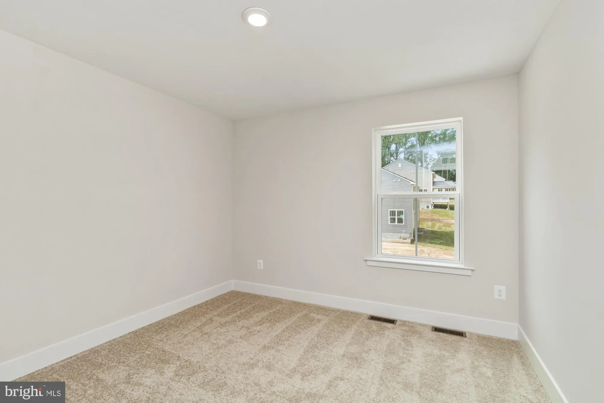 Ellicott City, Maryland 21043, United States, 5 Bedrooms Bedrooms, ,4 BathroomsBathrooms,Residential,Pending,43579