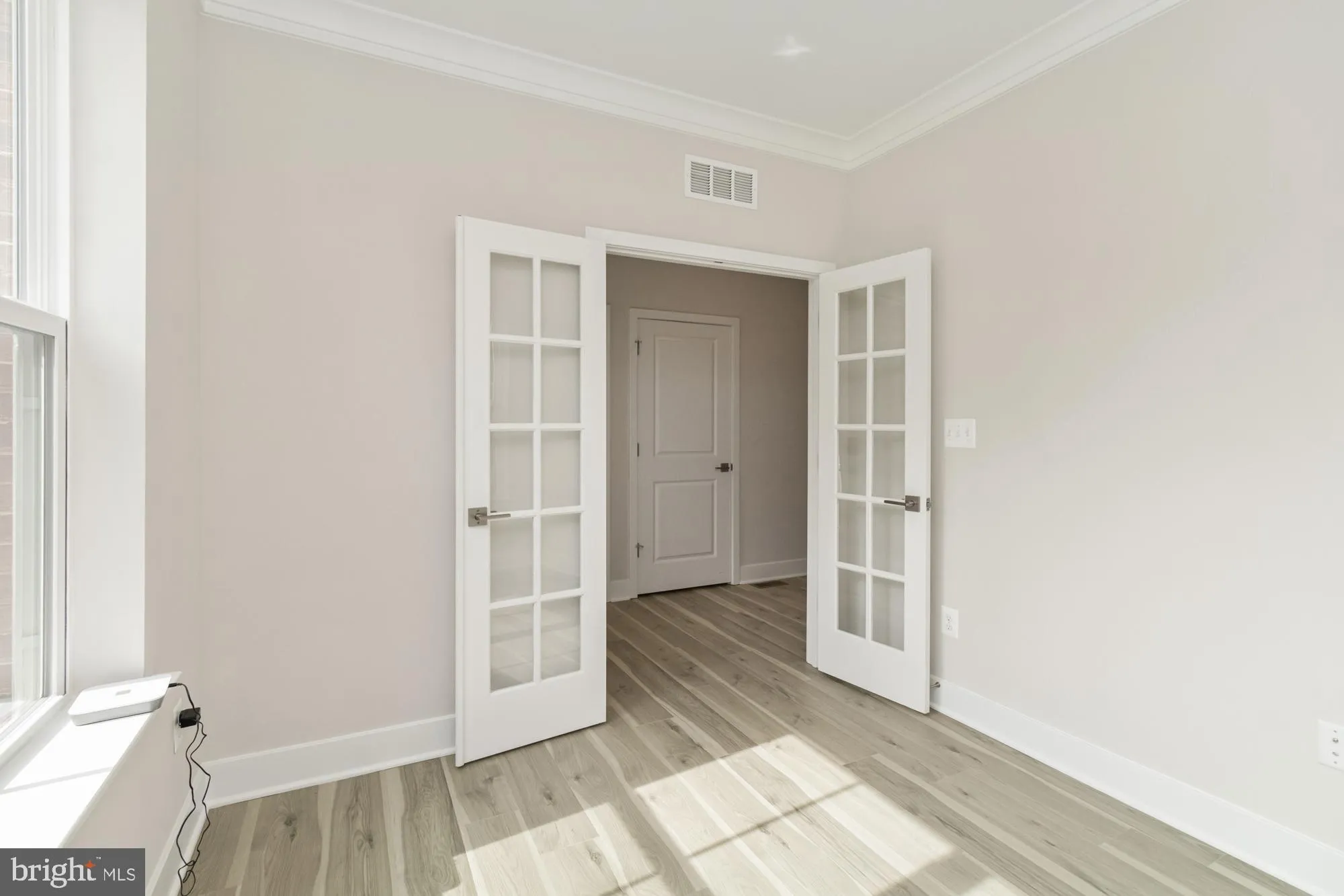 Ellicott City, Maryland 21043, United States, 5 Bedrooms Bedrooms, ,4 BathroomsBathrooms,Residential,Pending,43579