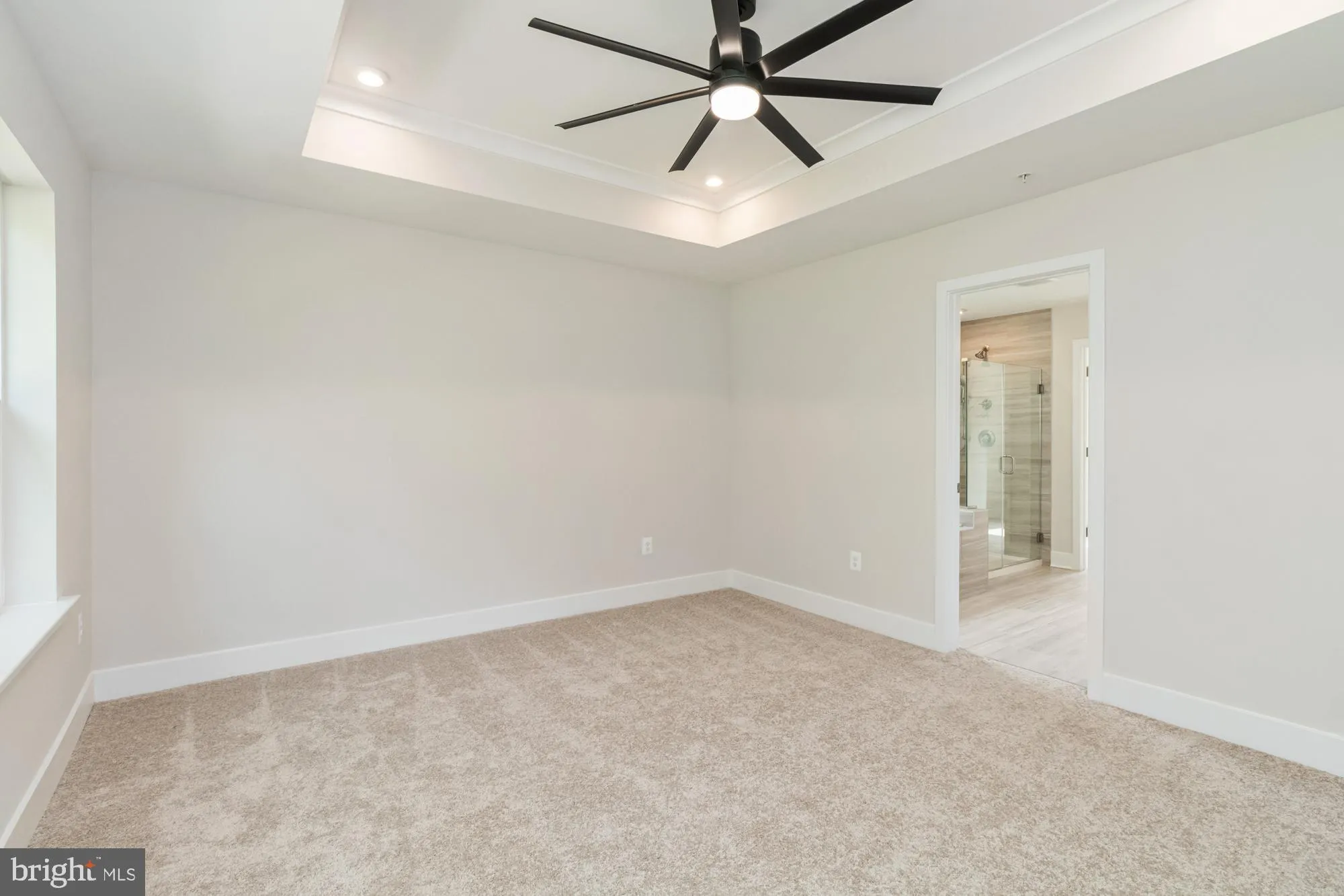 Ellicott City, Maryland 21043, United States, 5 Bedrooms Bedrooms, ,4 BathroomsBathrooms,Residential,Pending,43579