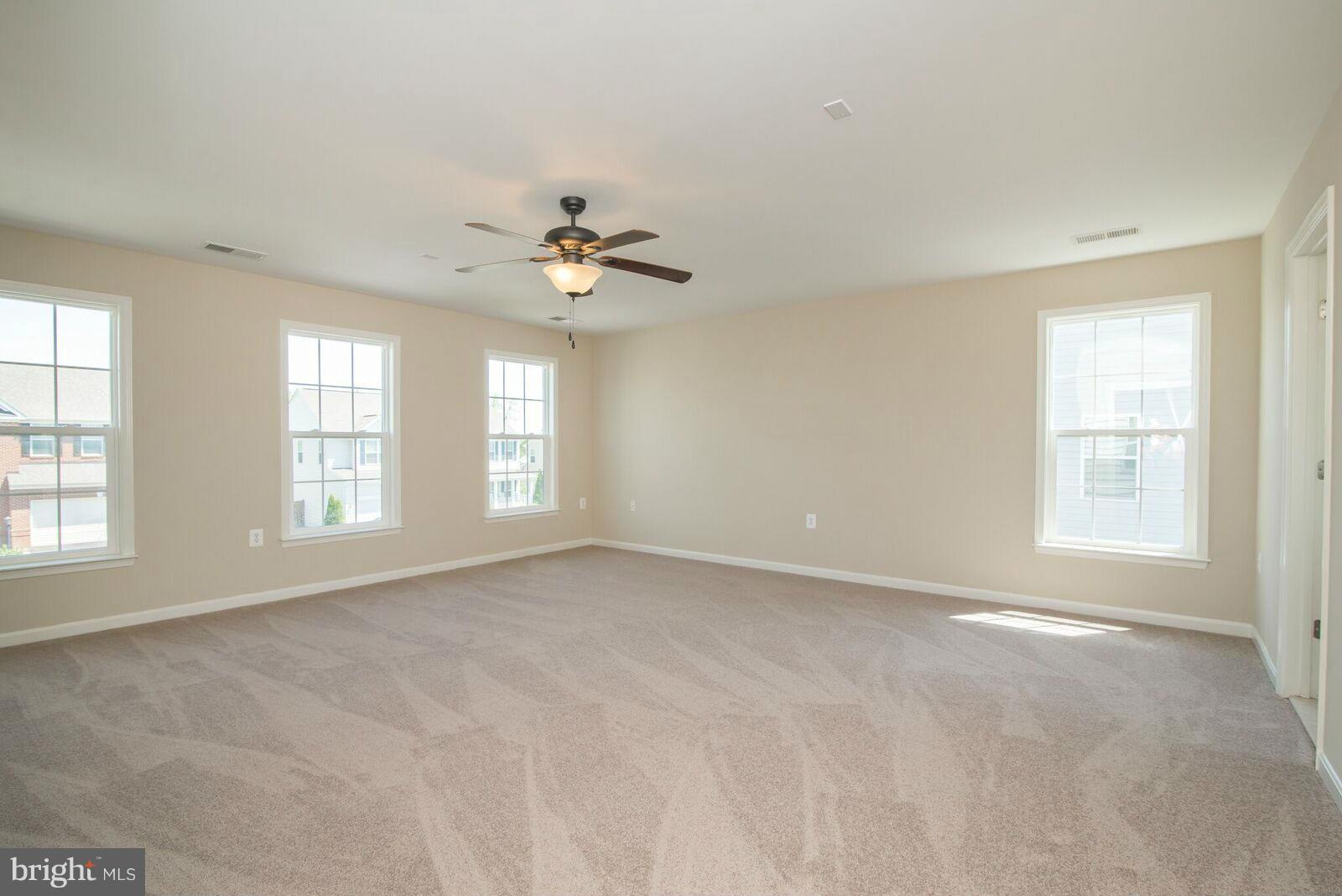 DEMORY FARM - Residential