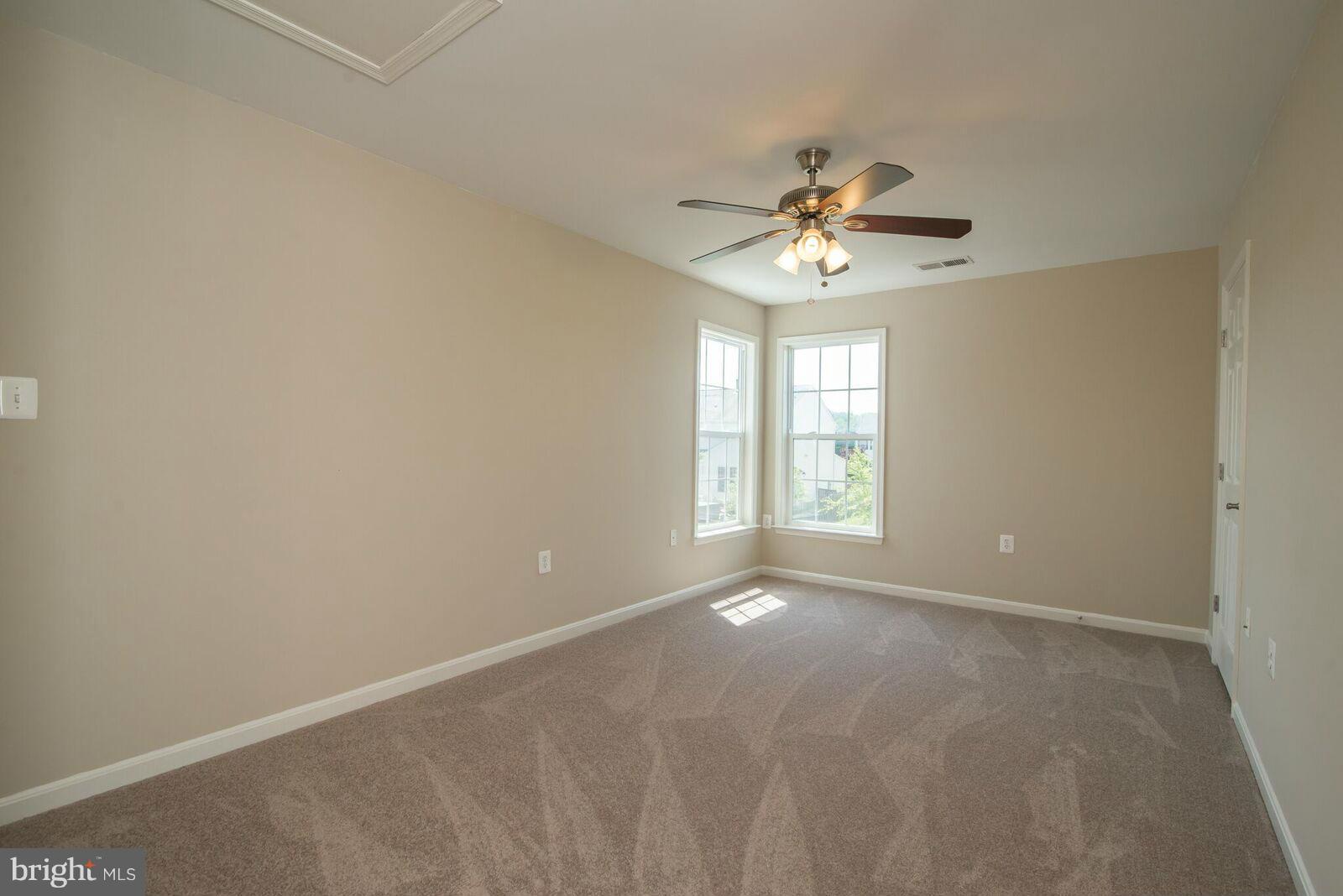 DEMORY FARM - Residential