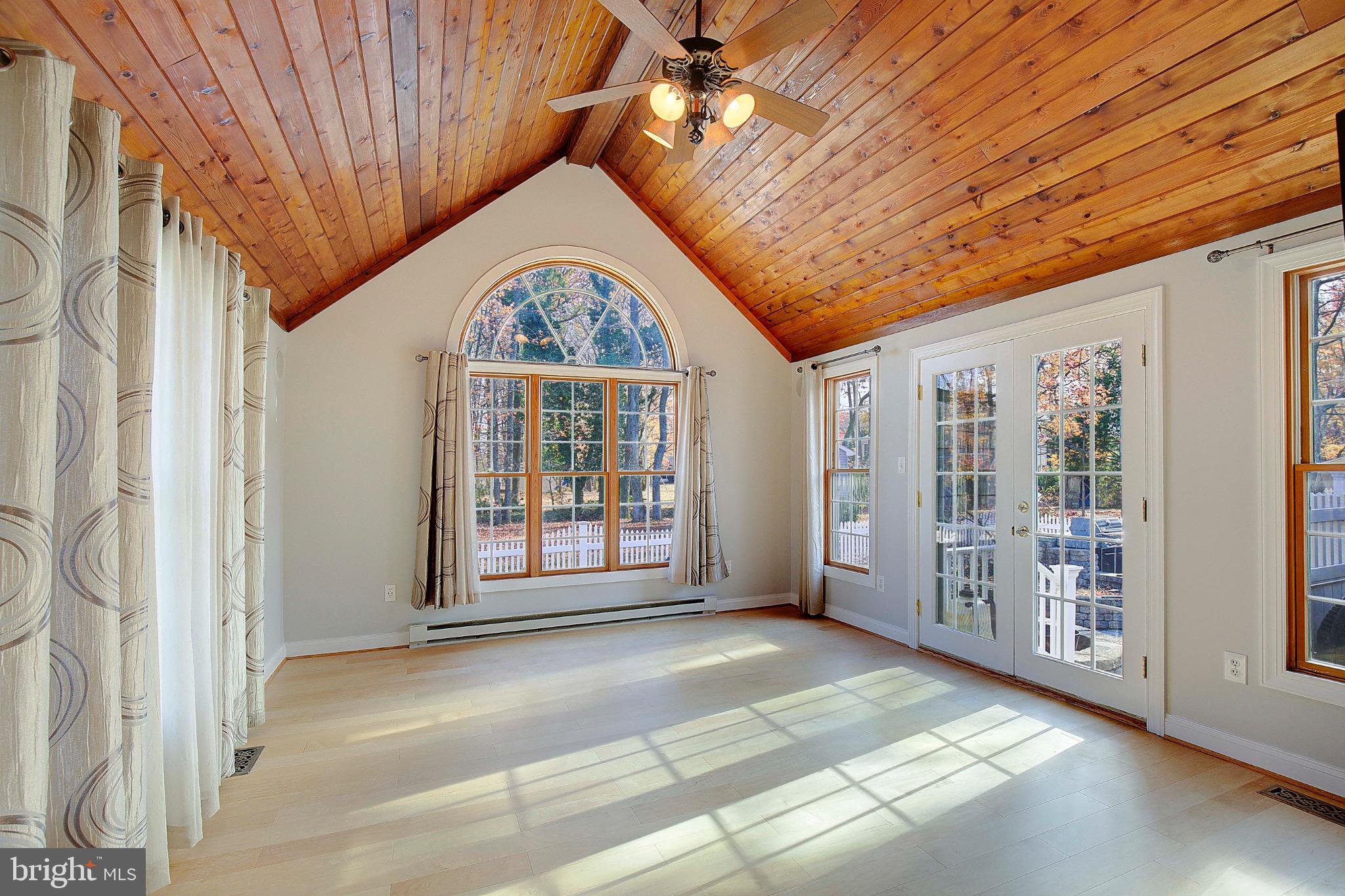 CLOVERFIELDS - Residential Lease