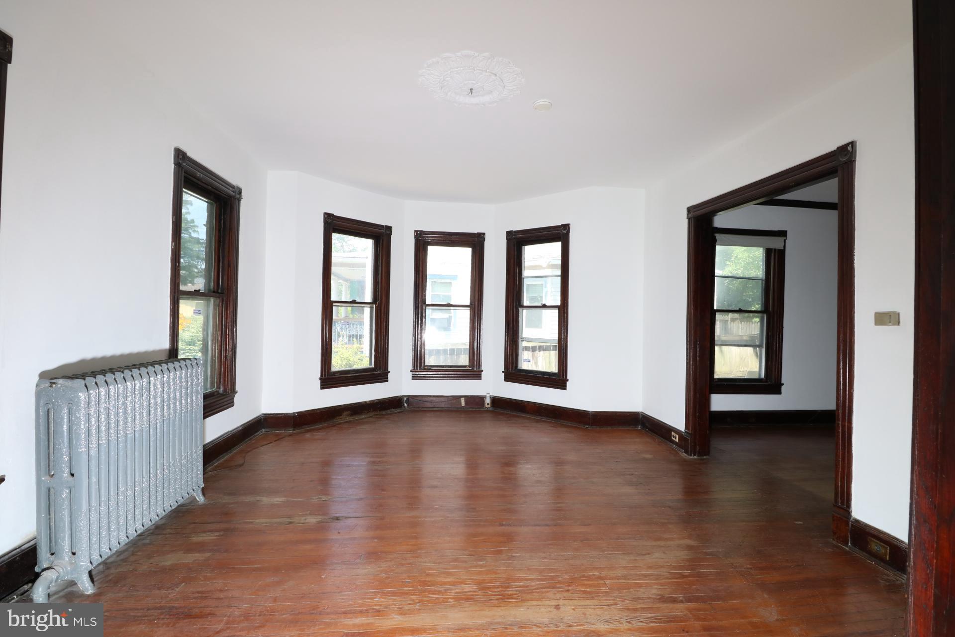 MOUNT RAINIER - Residential