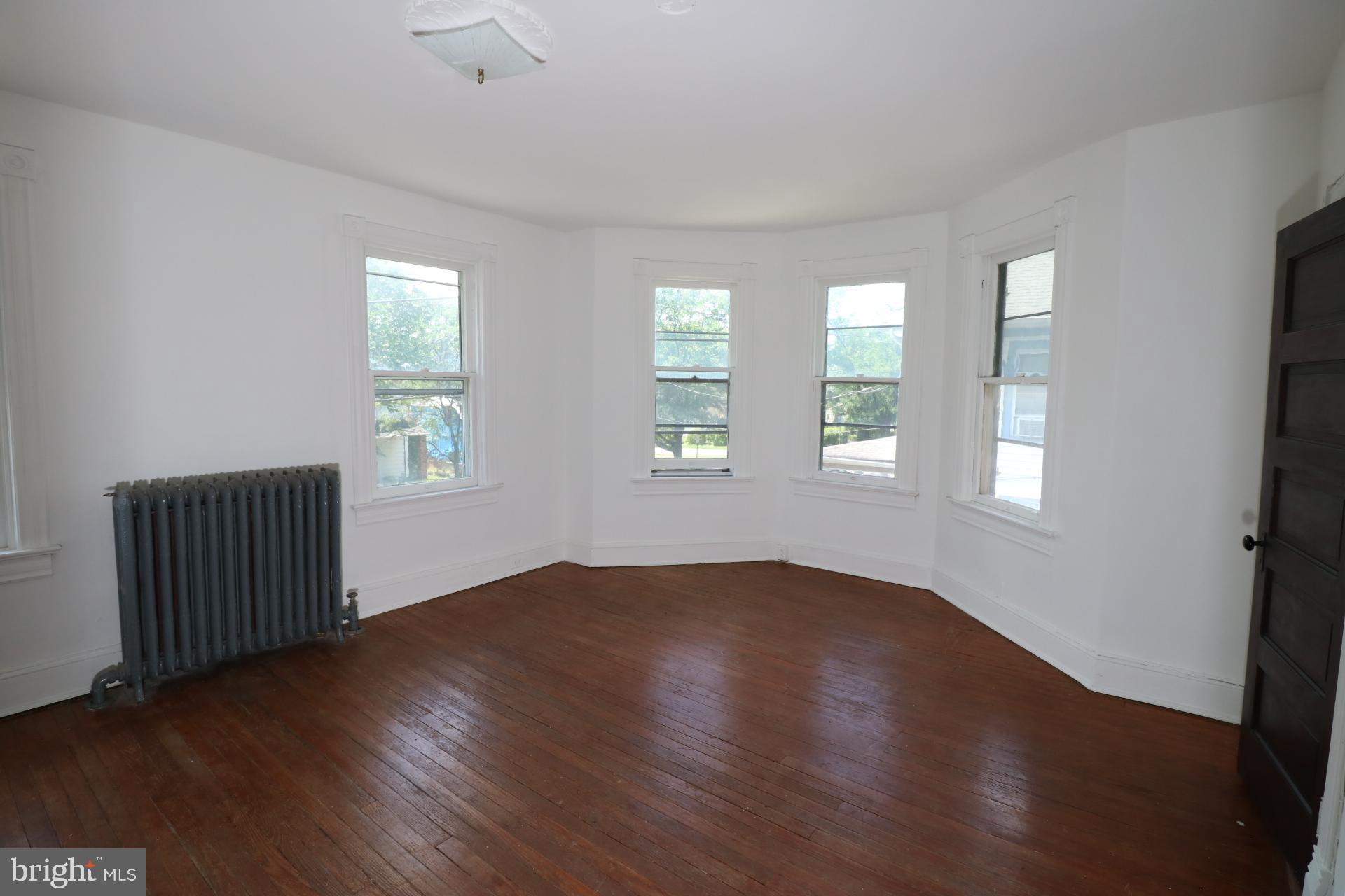 MOUNT RAINIER - Residential