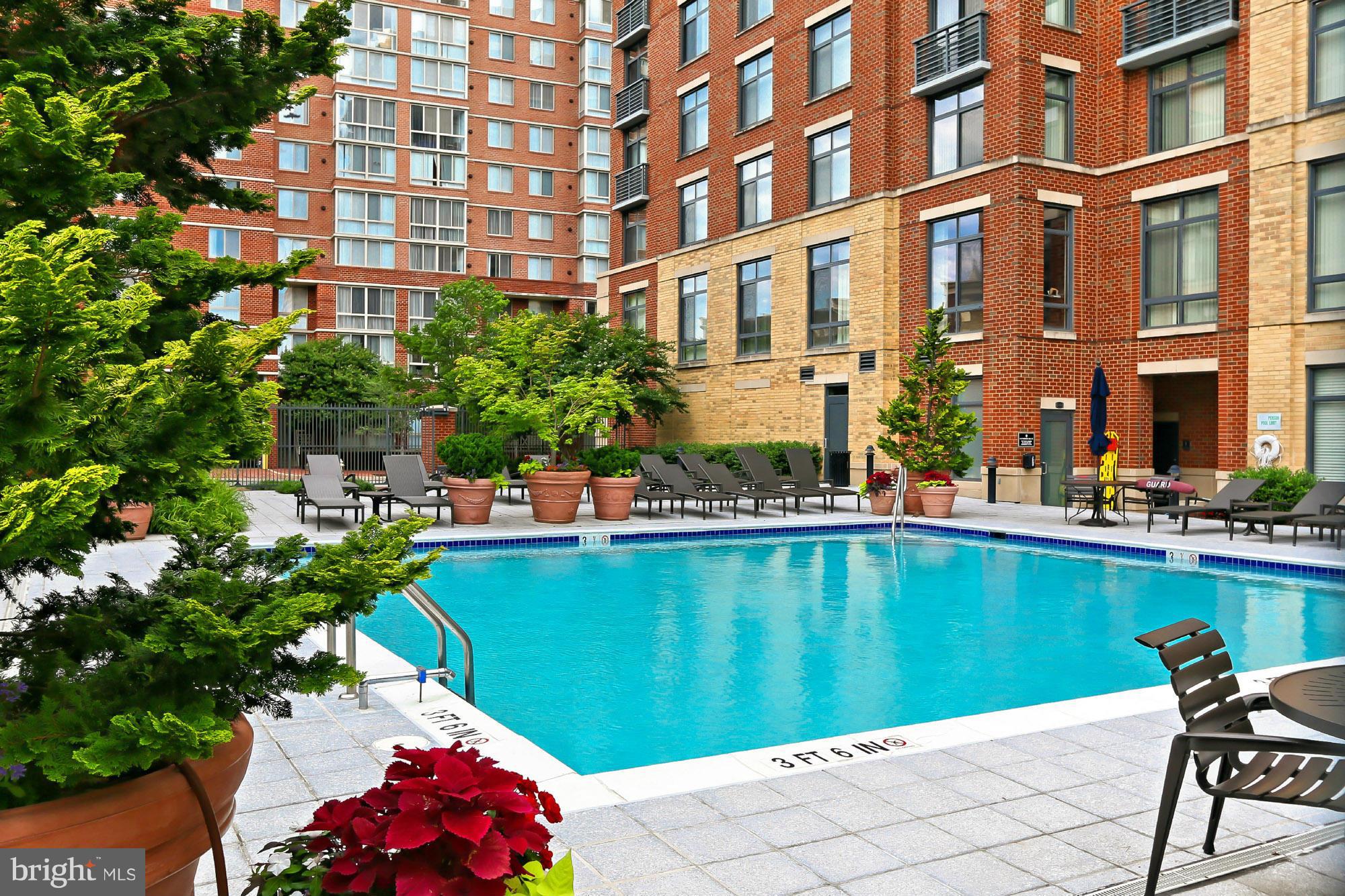 CONDOS AT CARLYLE SQUARE - Residential Lease