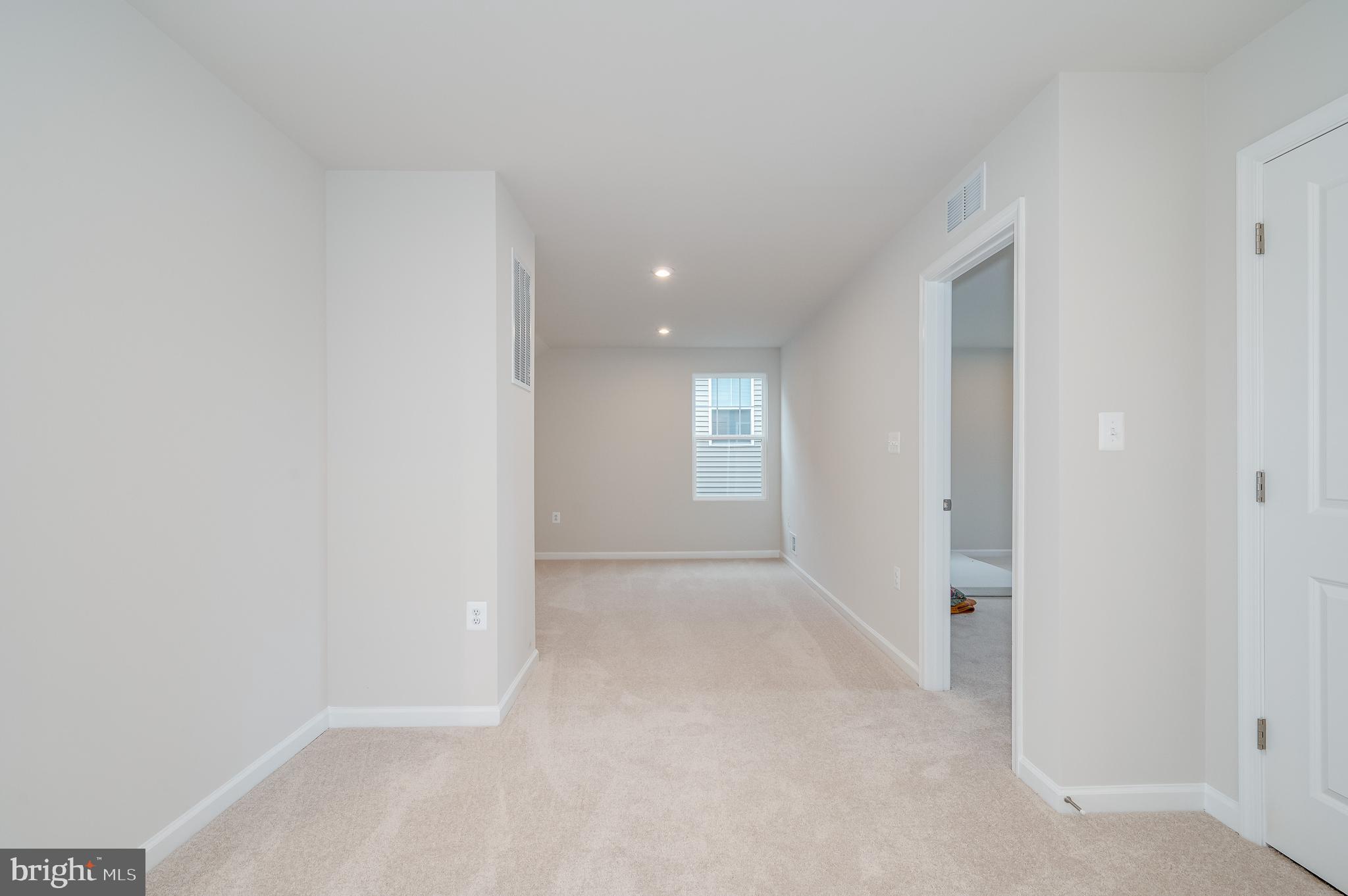 PRESIDENTS POINTE - Residential Lease